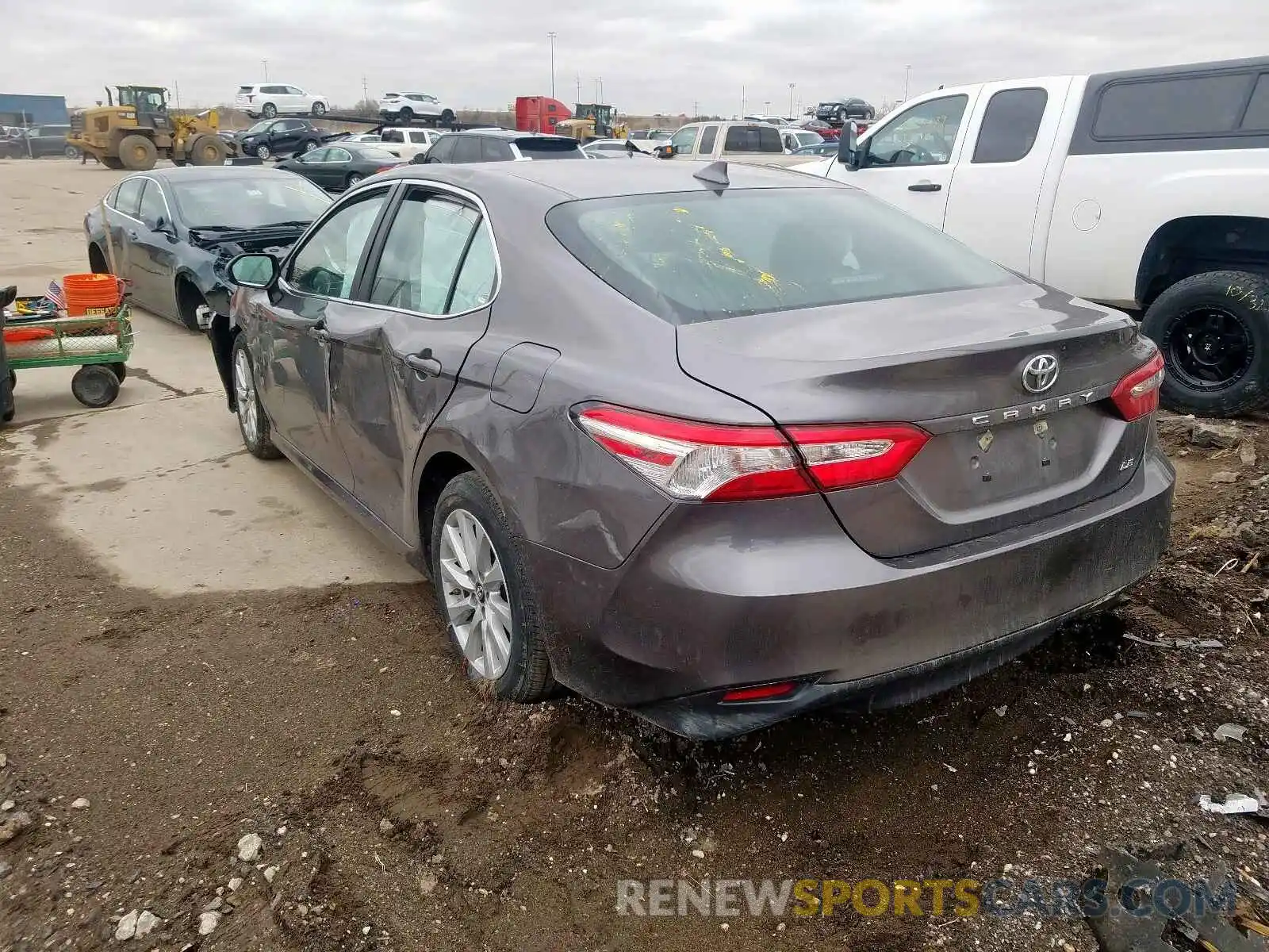 3 Photograph of a damaged car 4T1B11HK6KU749622 TOYOTA CAMRY 2019