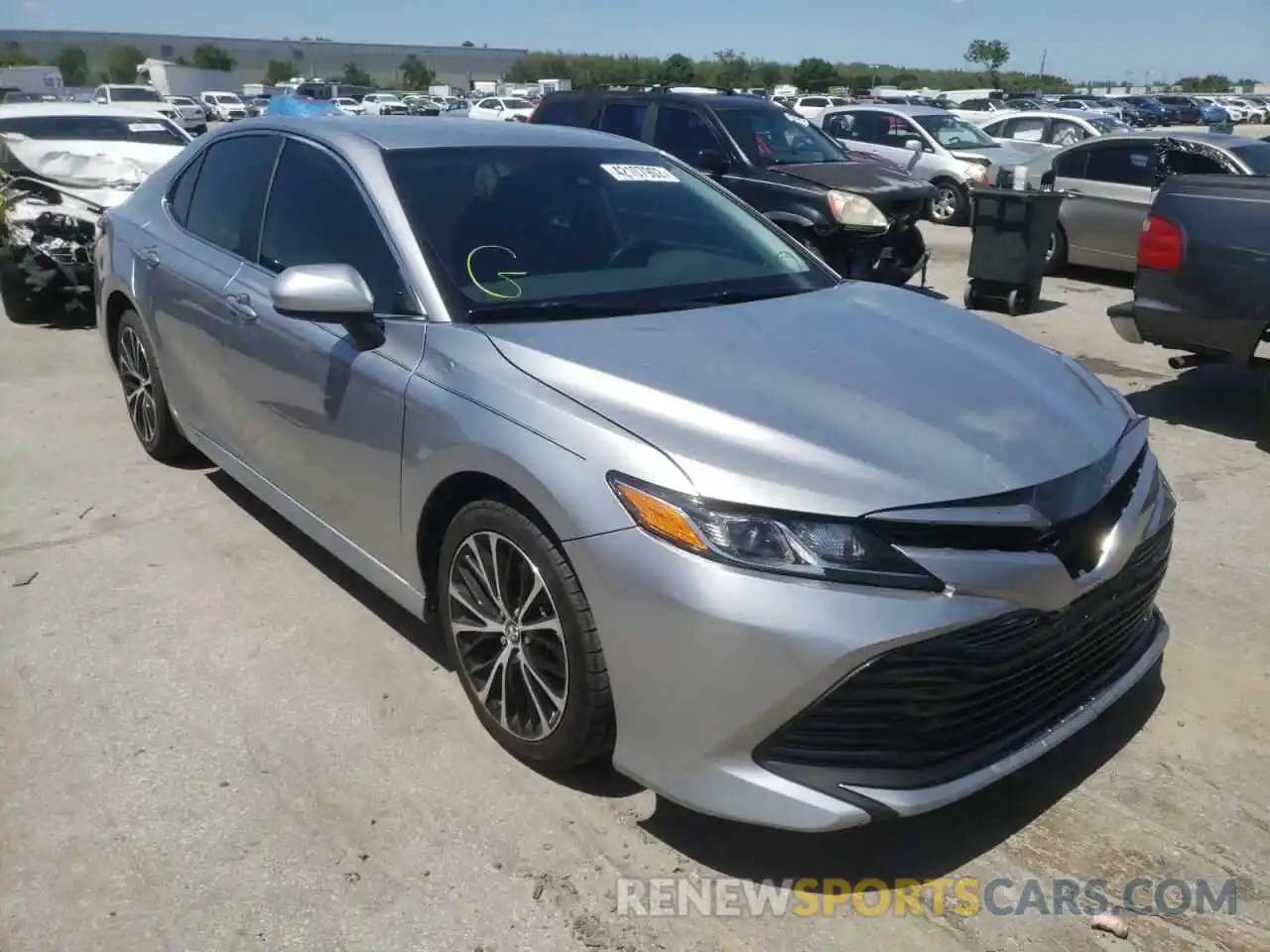 1 Photograph of a damaged car 4T1B11HK6KU751032 TOYOTA CAMRY 2019