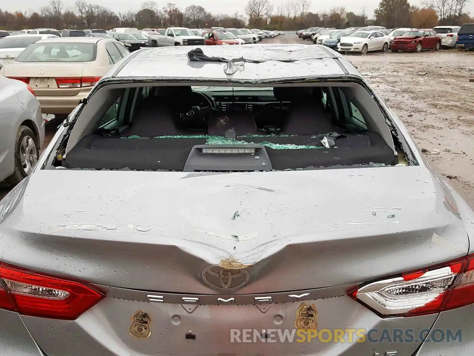 9 Photograph of a damaged car 4T1B11HK6KU751581 TOYOTA CAMRY 2019