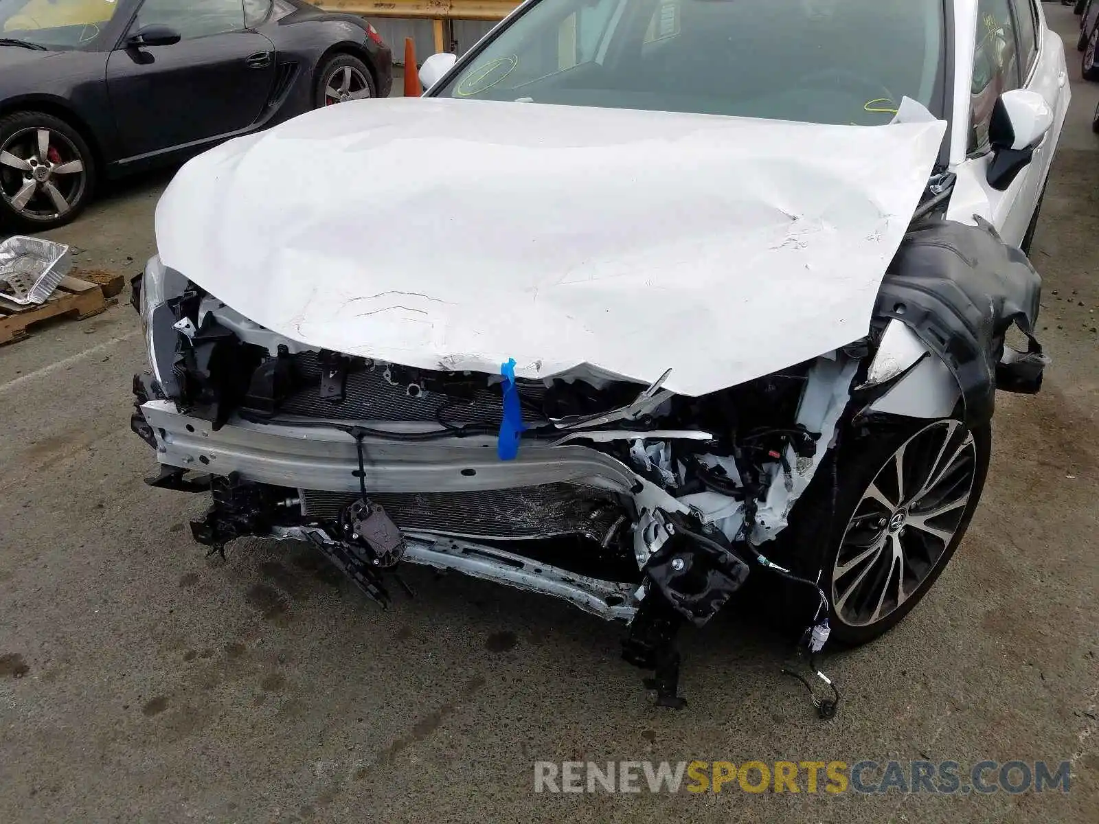 9 Photograph of a damaged car 4T1B11HK6KU754304 TOYOTA CAMRY 2019