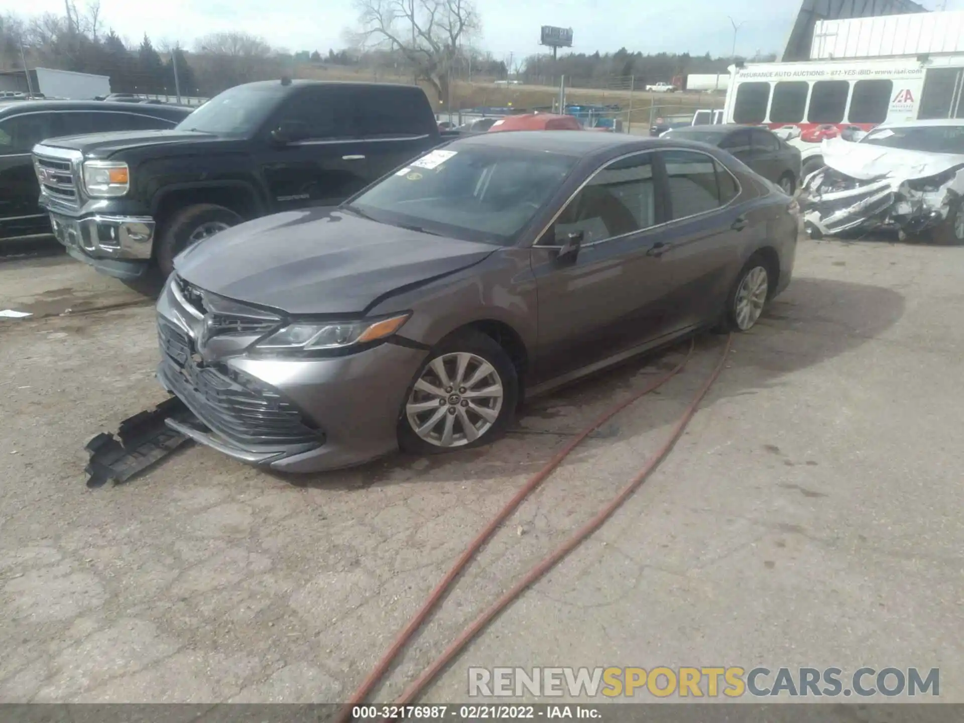 2 Photograph of a damaged car 4T1B11HK6KU755016 TOYOTA CAMRY 2019