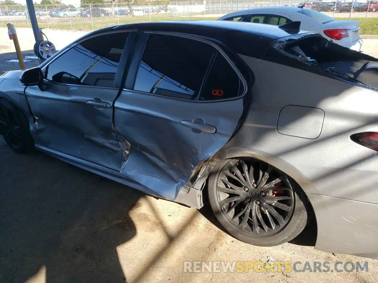 9 Photograph of a damaged car 4T1B11HK6KU755551 TOYOTA CAMRY 2019