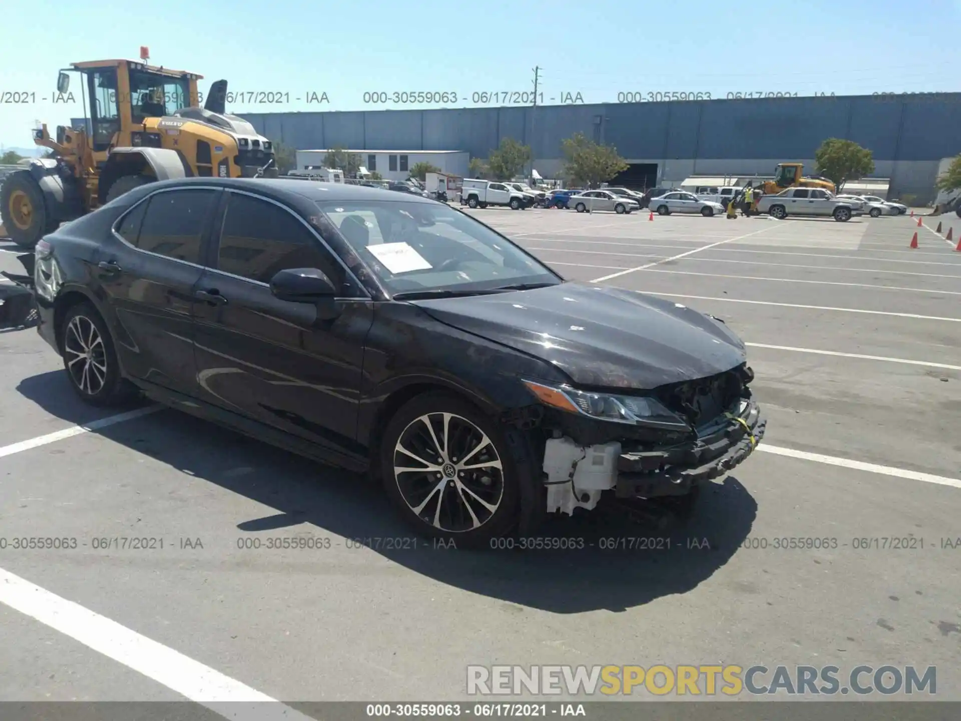 1 Photograph of a damaged car 4T1B11HK6KU757560 TOYOTA CAMRY 2019