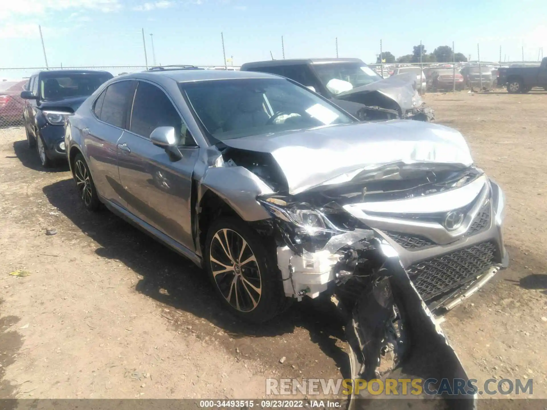 1 Photograph of a damaged car 4T1B11HK6KU757834 TOYOTA CAMRY 2019