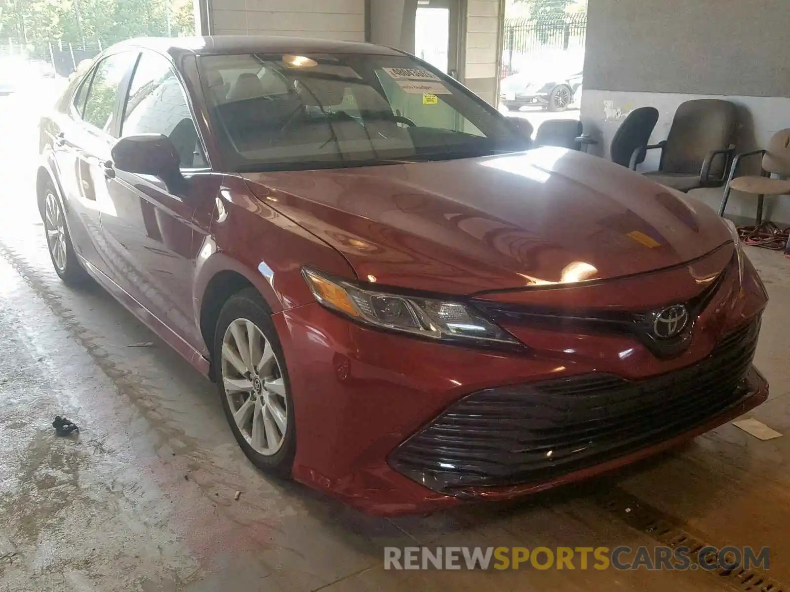 1 Photograph of a damaged car 4T1B11HK6KU757932 TOYOTA CAMRY 2019