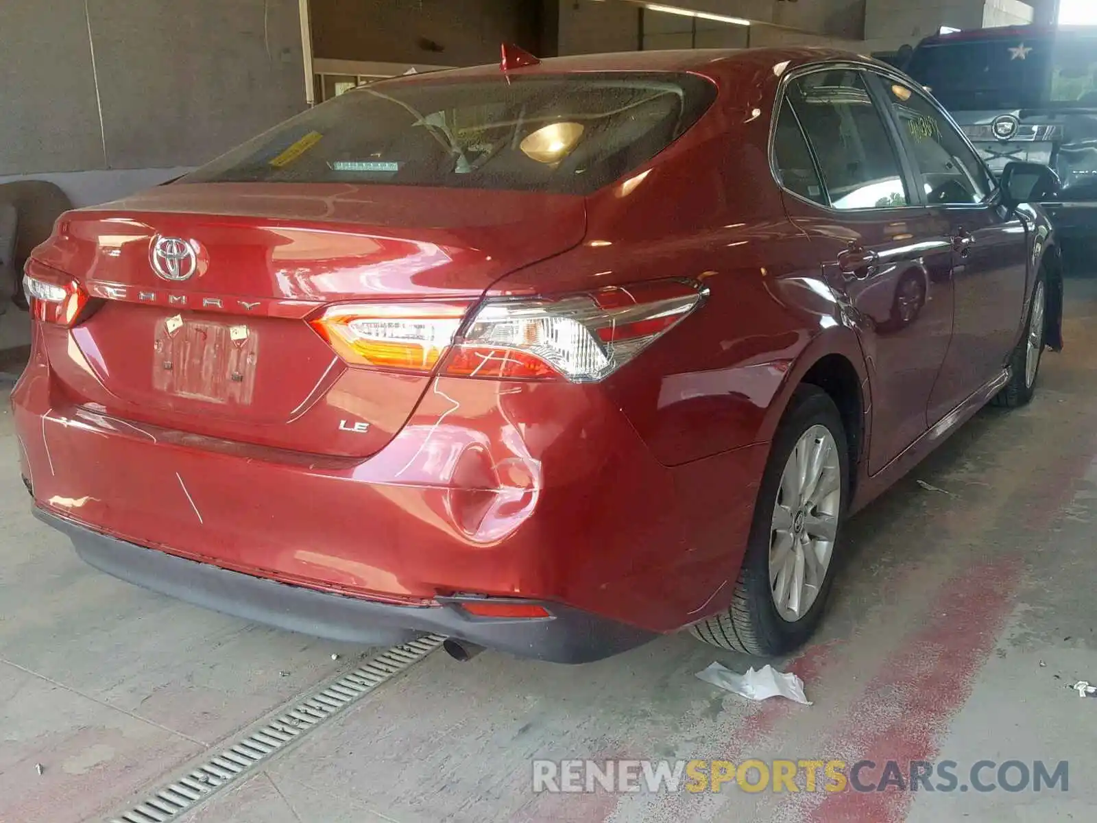 4 Photograph of a damaged car 4T1B11HK6KU757932 TOYOTA CAMRY 2019