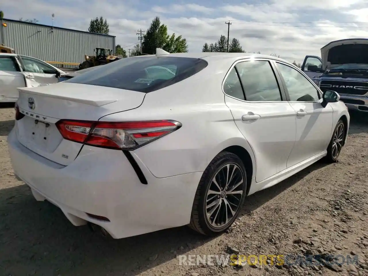 4 Фотография поврежденного автомобиля 4T1B11HK6KU759695 TOYOTA CAMRY 2019