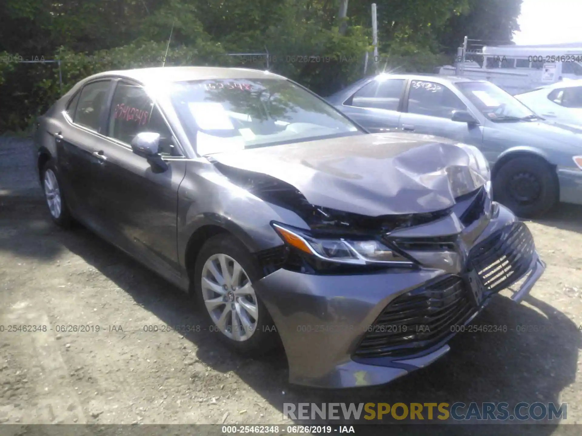 1 Photograph of a damaged car 4T1B11HK6KU760085 TOYOTA CAMRY 2019