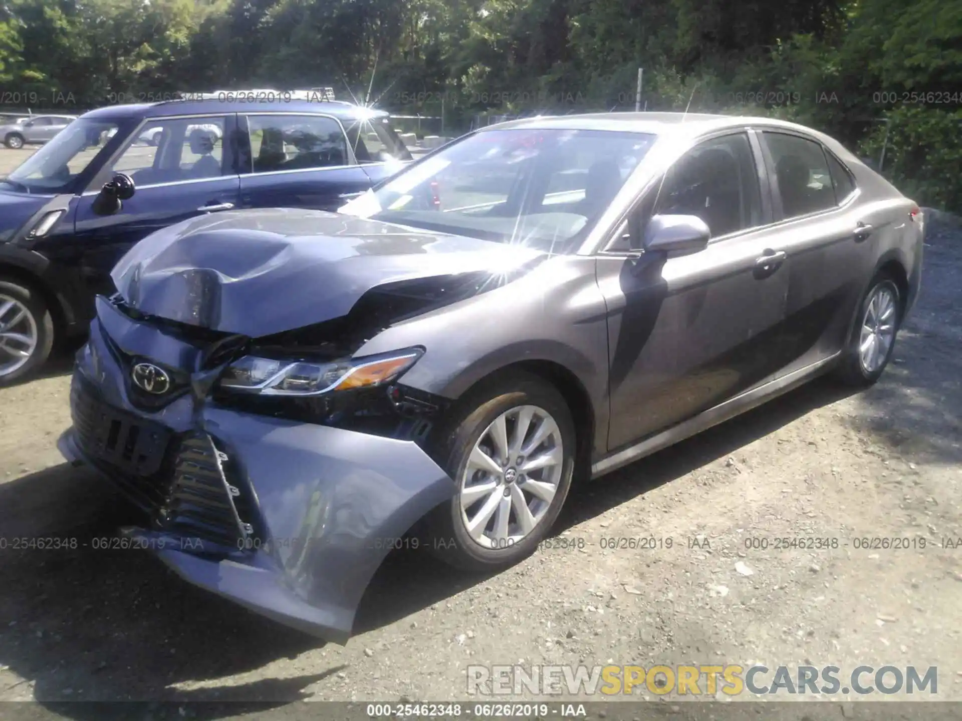 2 Photograph of a damaged car 4T1B11HK6KU760085 TOYOTA CAMRY 2019