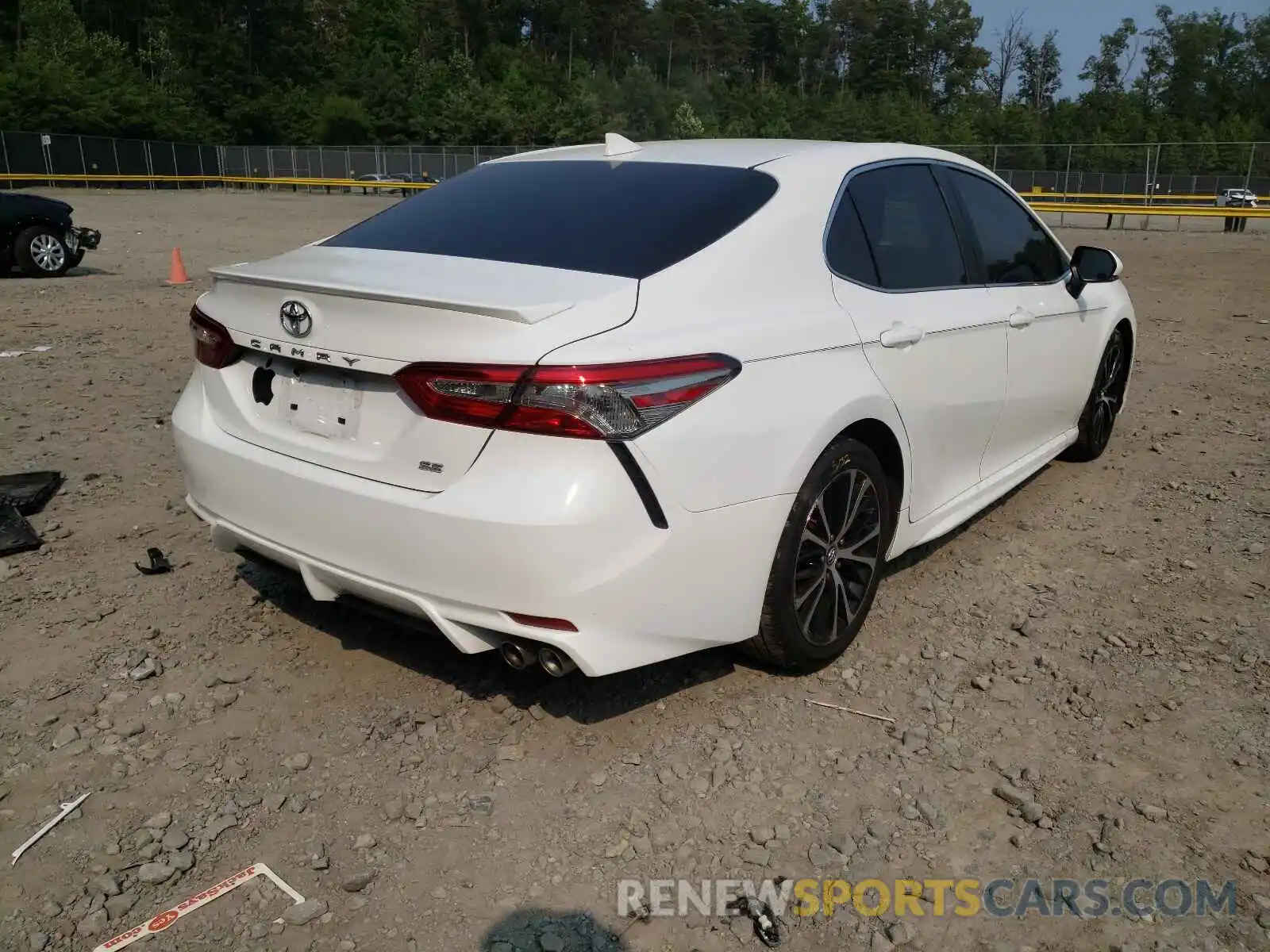 4 Photograph of a damaged car 4T1B11HK6KU761107 TOYOTA CAMRY 2019