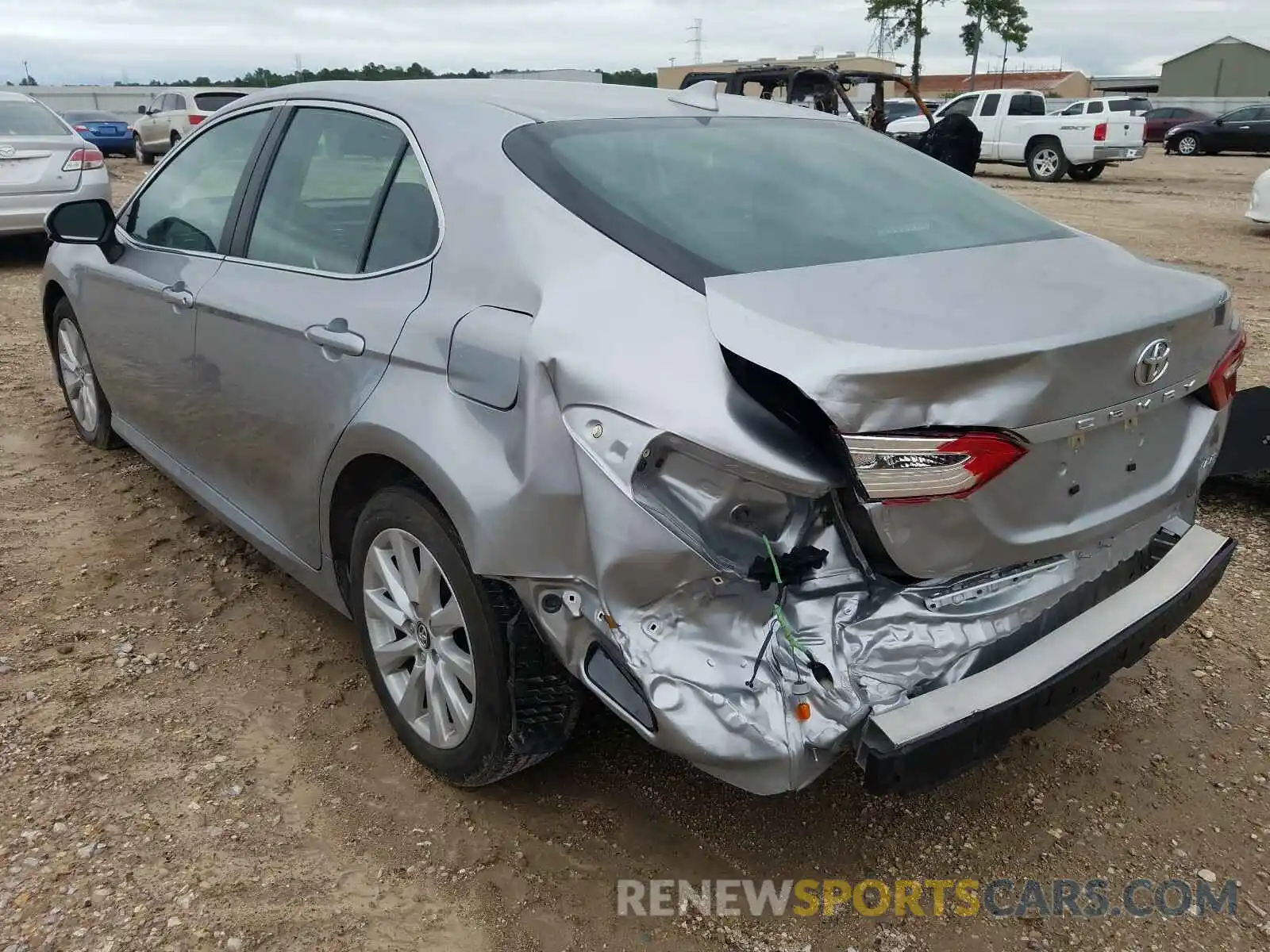 3 Photograph of a damaged car 4T1B11HK6KU763519 TOYOTA CAMRY 2019