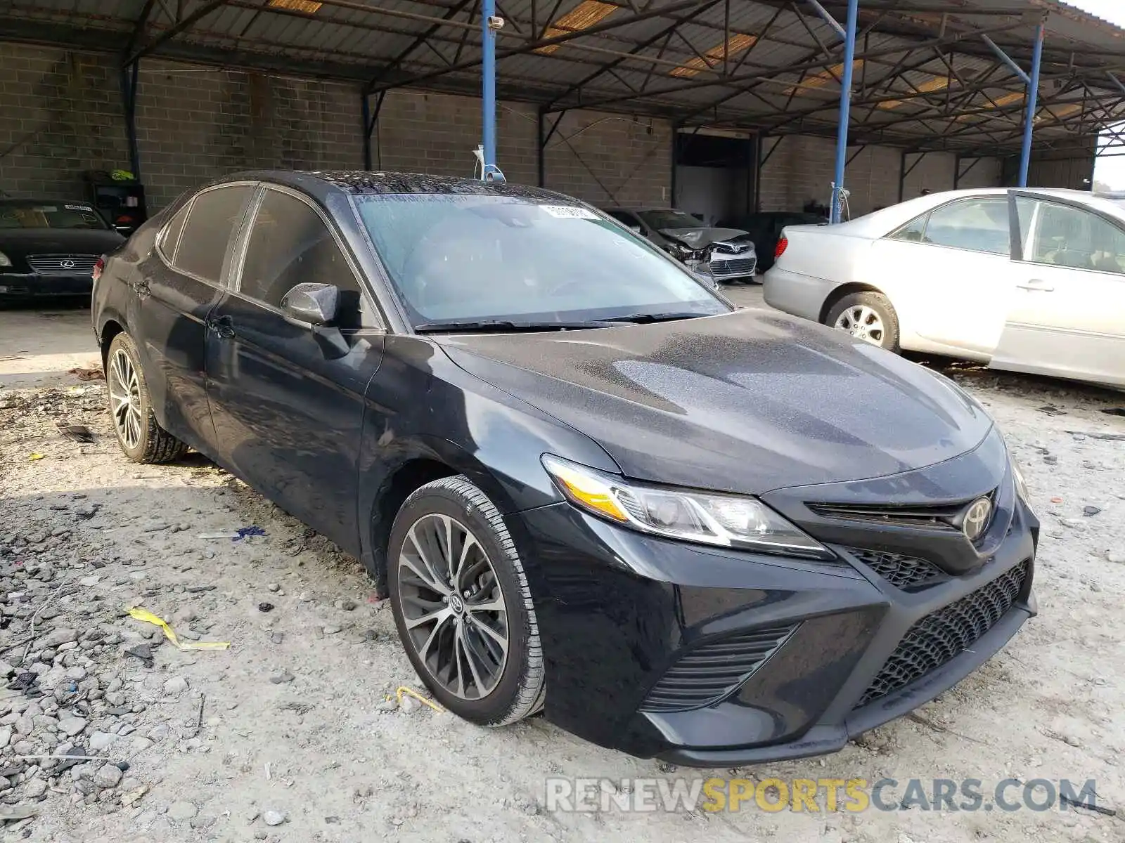 1 Photograph of a damaged car 4T1B11HK6KU765738 TOYOTA CAMRY 2019