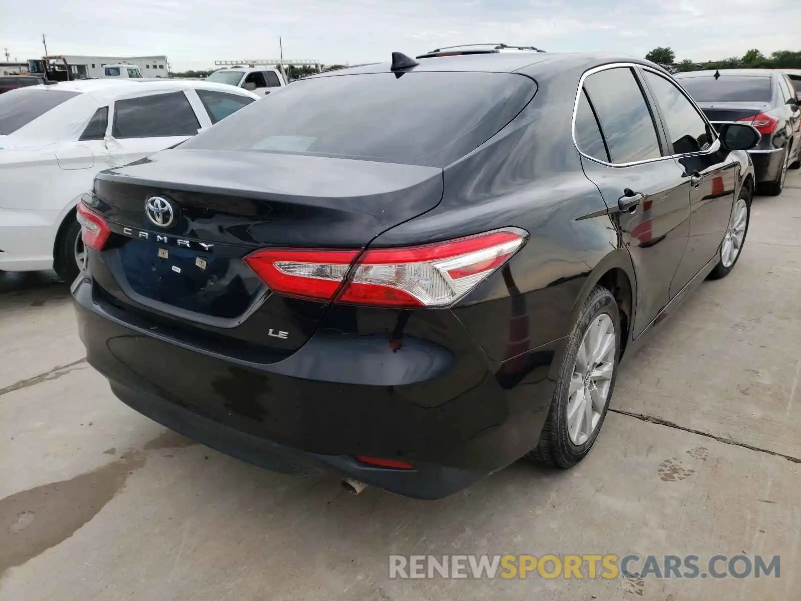 4 Photograph of a damaged car 4T1B11HK6KU766002 TOYOTA CAMRY 2019