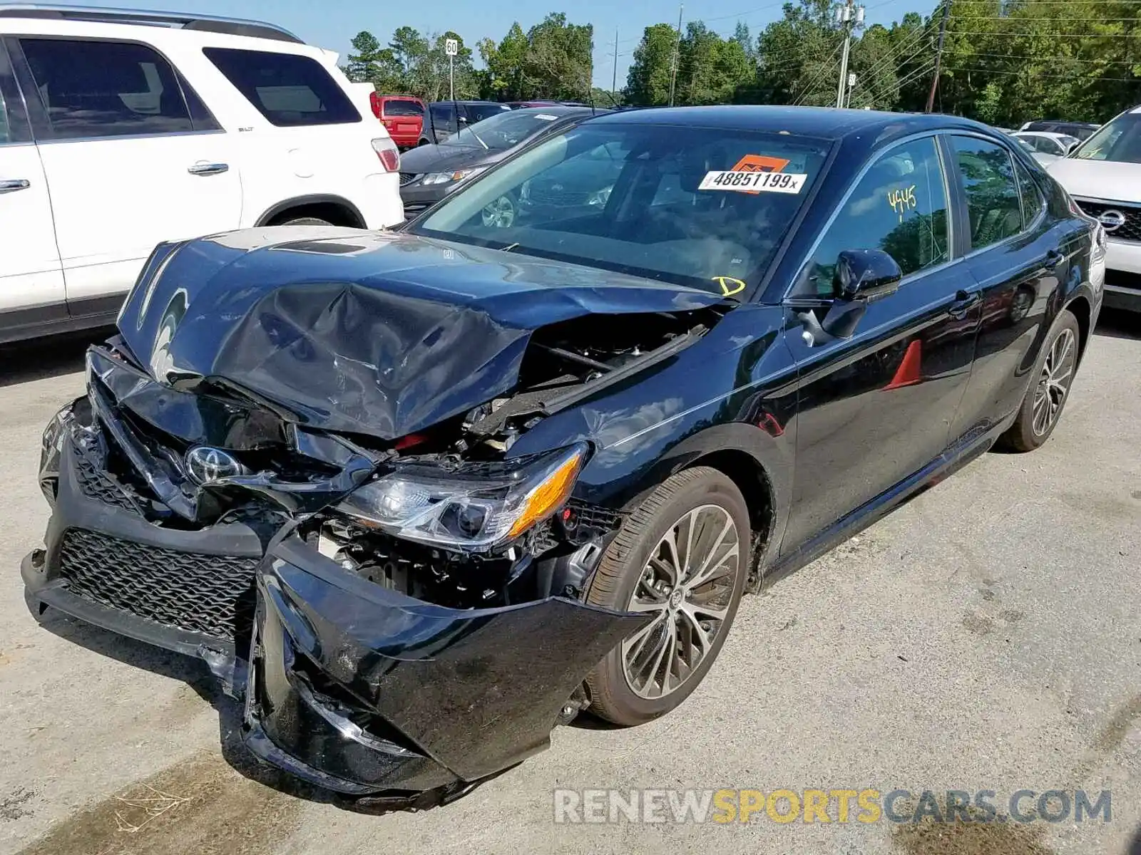 2 Photograph of a damaged car 4T1B11HK6KU766811 TOYOTA CAMRY 2019