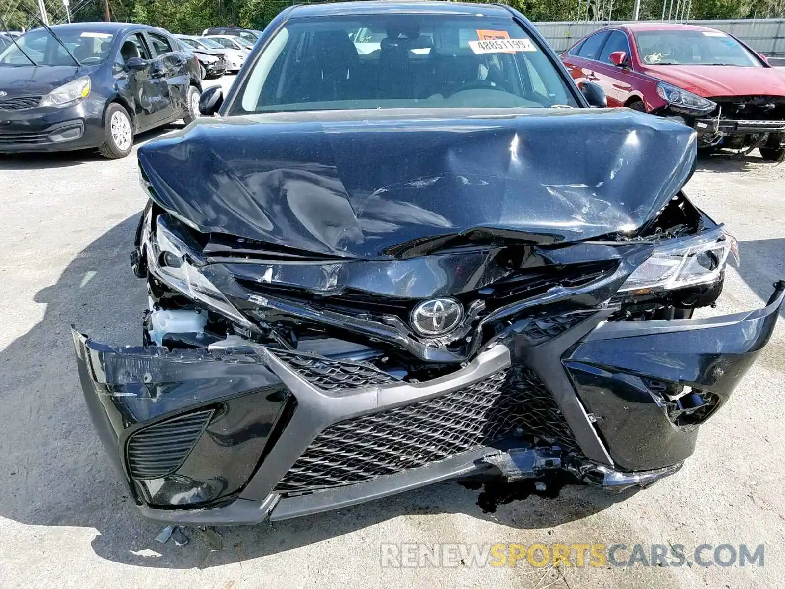 9 Photograph of a damaged car 4T1B11HK6KU766811 TOYOTA CAMRY 2019