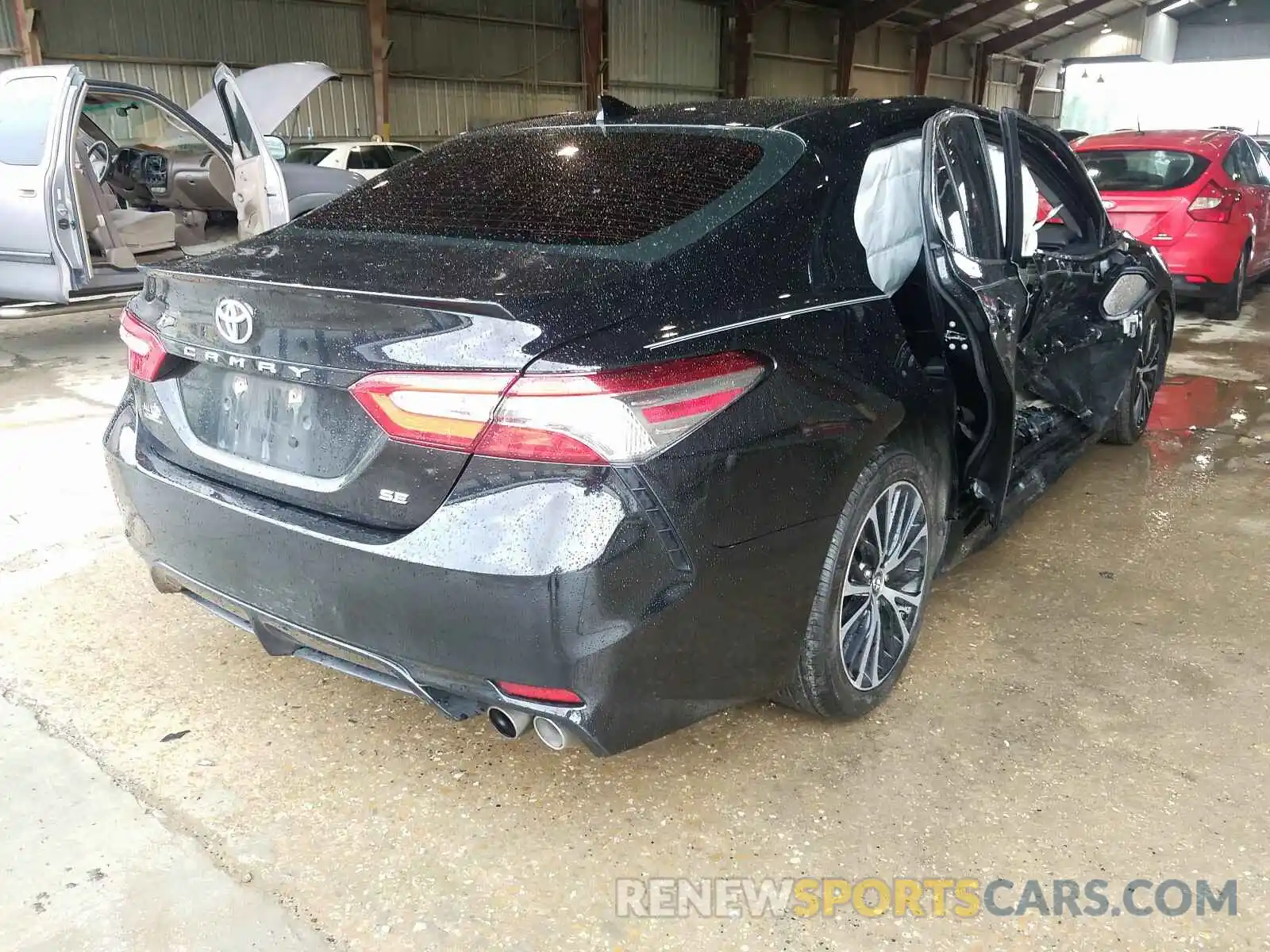 4 Photograph of a damaged car 4T1B11HK6KU767330 TOYOTA CAMRY 2019