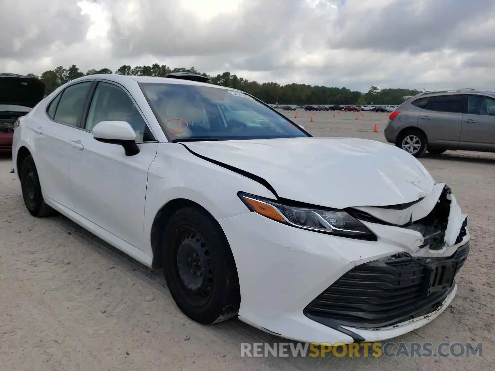 1 Photograph of a damaged car 4T1B11HK6KU769479 TOYOTA CAMRY 2019