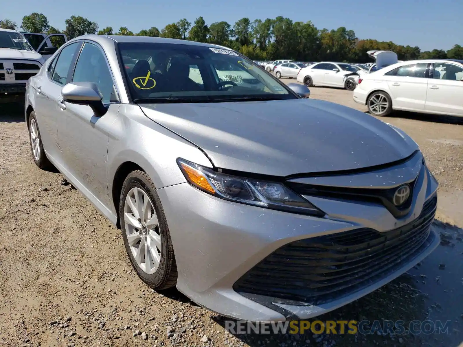 1 Photograph of a damaged car 4T1B11HK6KU771961 TOYOTA CAMRY 2019