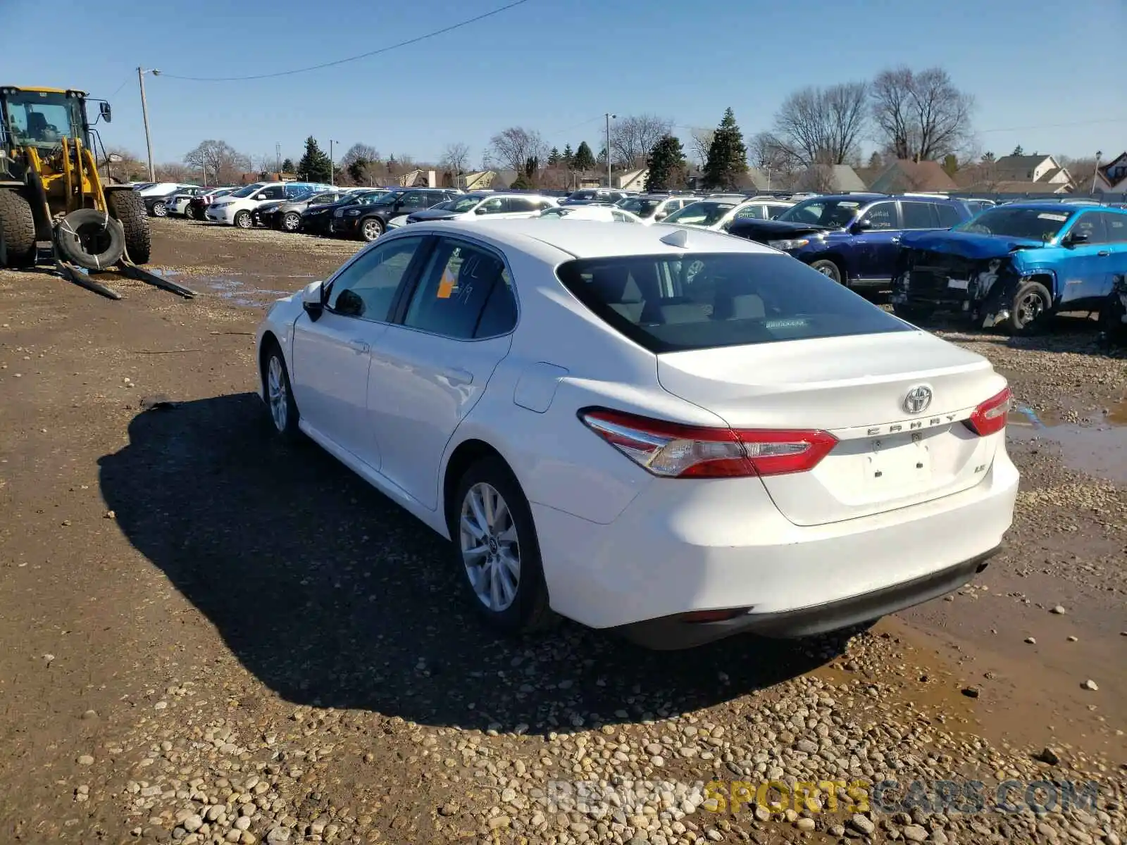 3 Photograph of a damaged car 4T1B11HK6KU772415 TOYOTA CAMRY 2019