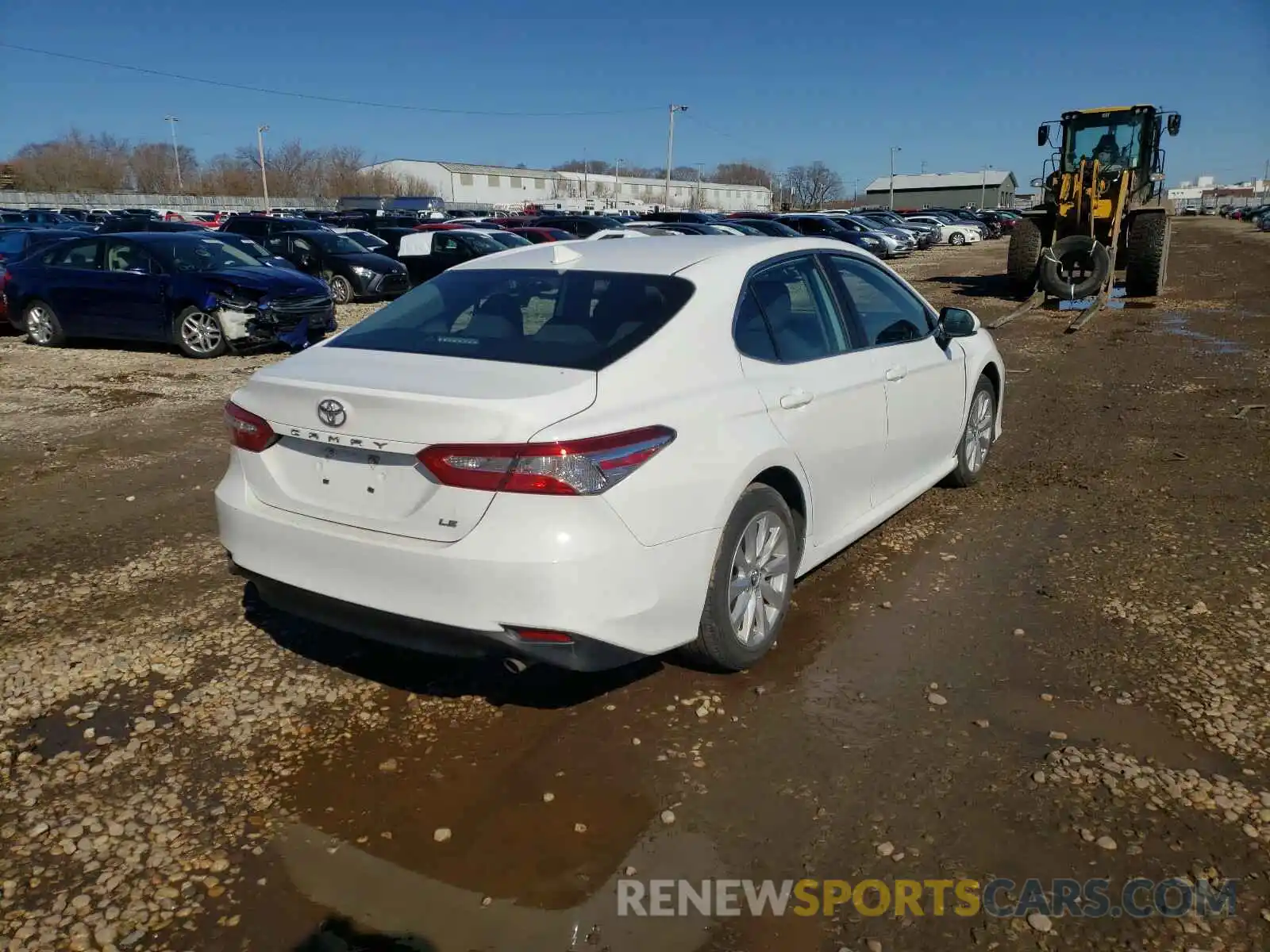 4 Photograph of a damaged car 4T1B11HK6KU772415 TOYOTA CAMRY 2019