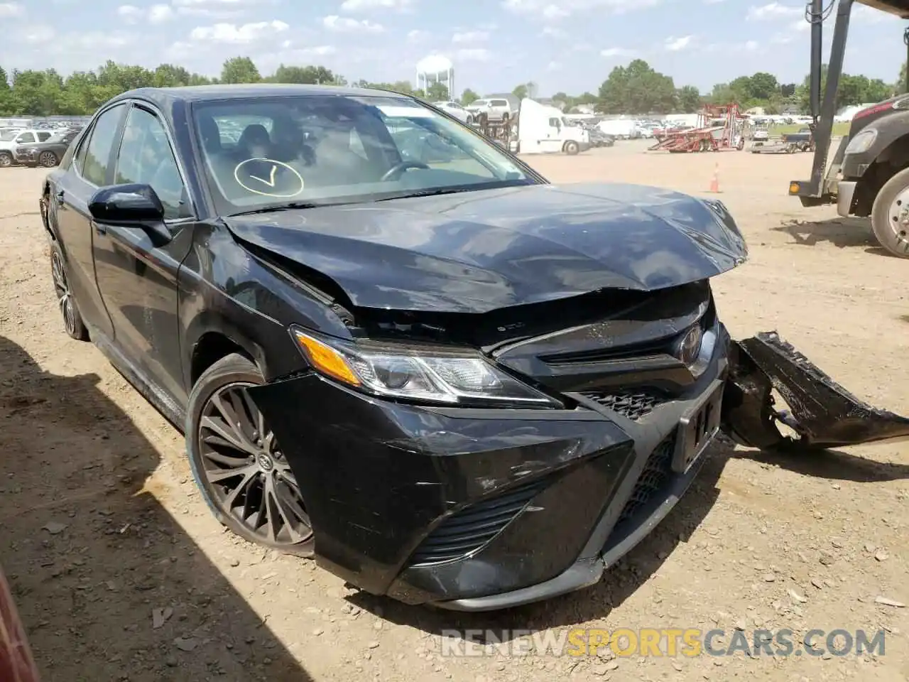 1 Photograph of a damaged car 4T1B11HK6KU772690 TOYOTA CAMRY 2019