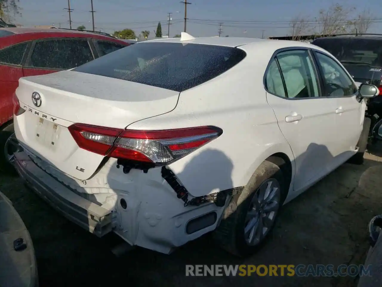 4 Photograph of a damaged car 4T1B11HK6KU772821 TOYOTA CAMRY 2019