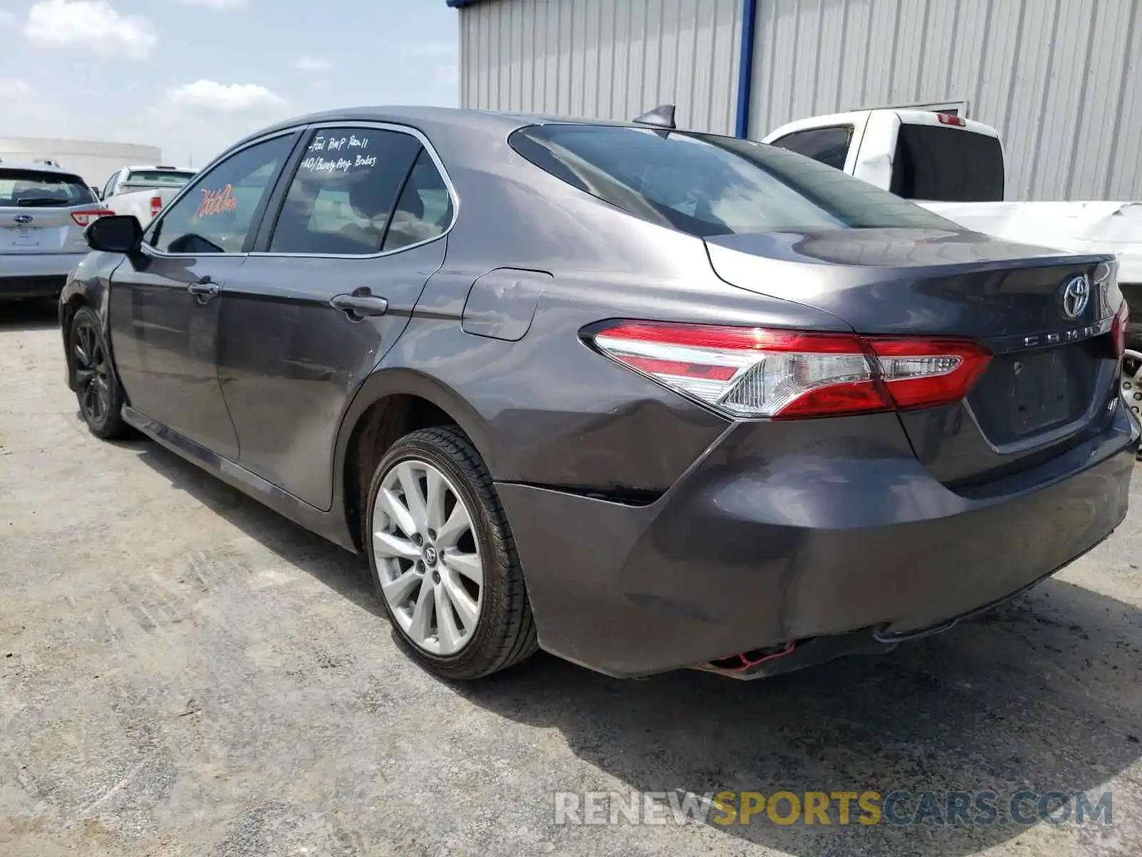 3 Photograph of a damaged car 4T1B11HK6KU774696 TOYOTA CAMRY 2019