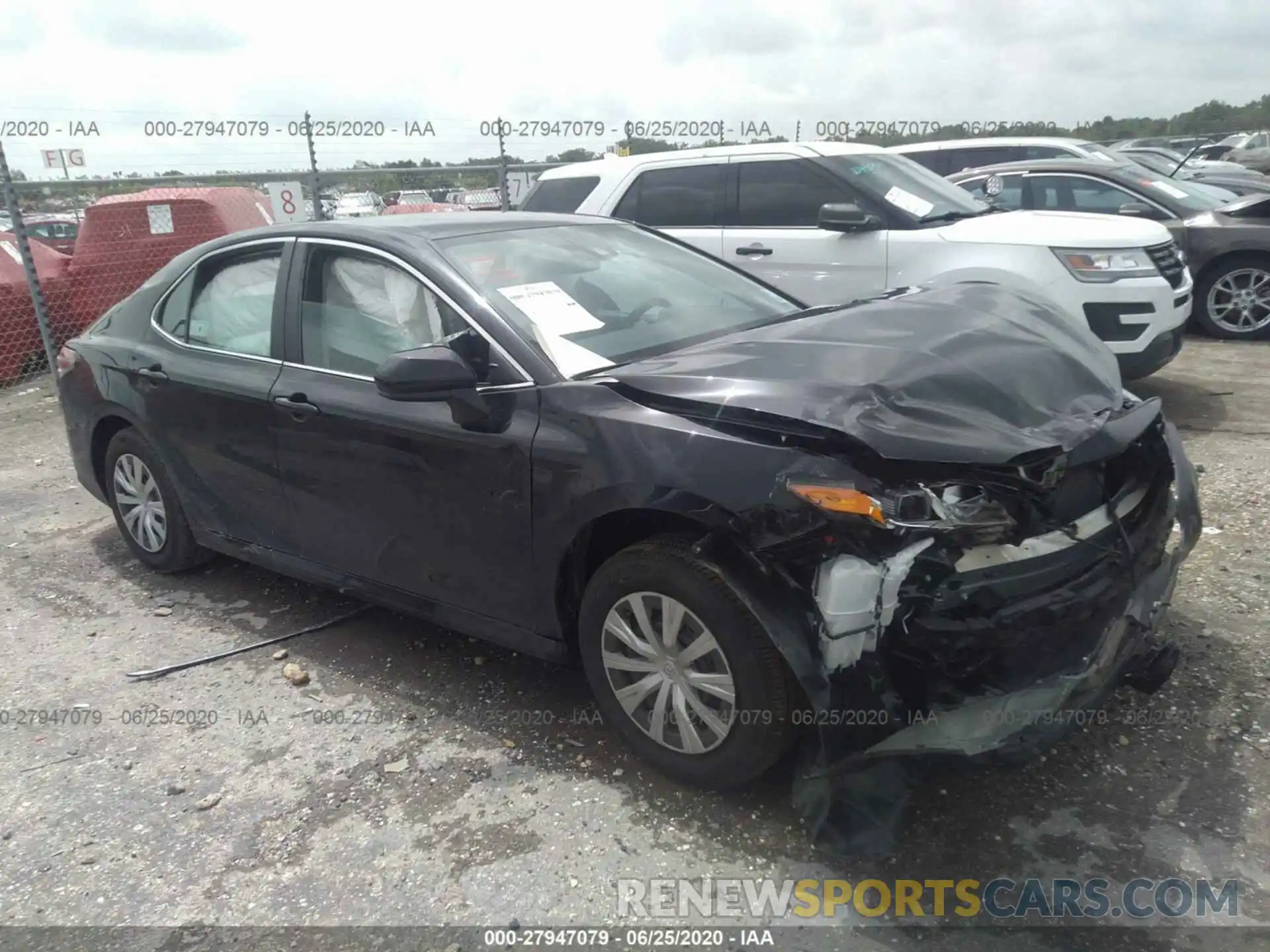 1 Photograph of a damaged car 4T1B11HK6KU774990 TOYOTA CAMRY 2019