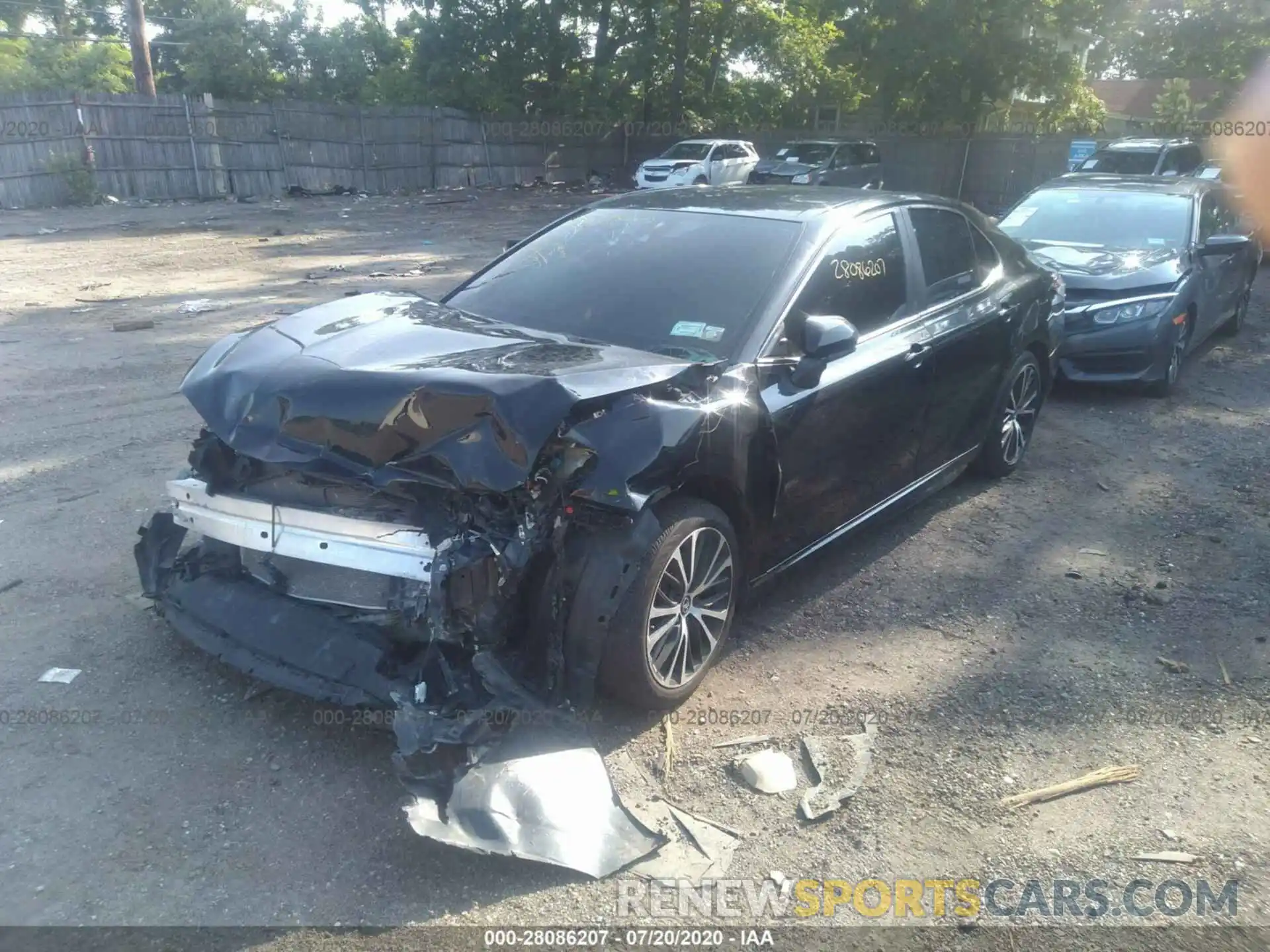 2 Photograph of a damaged car 4T1B11HK6KU777890 TOYOTA CAMRY 2019