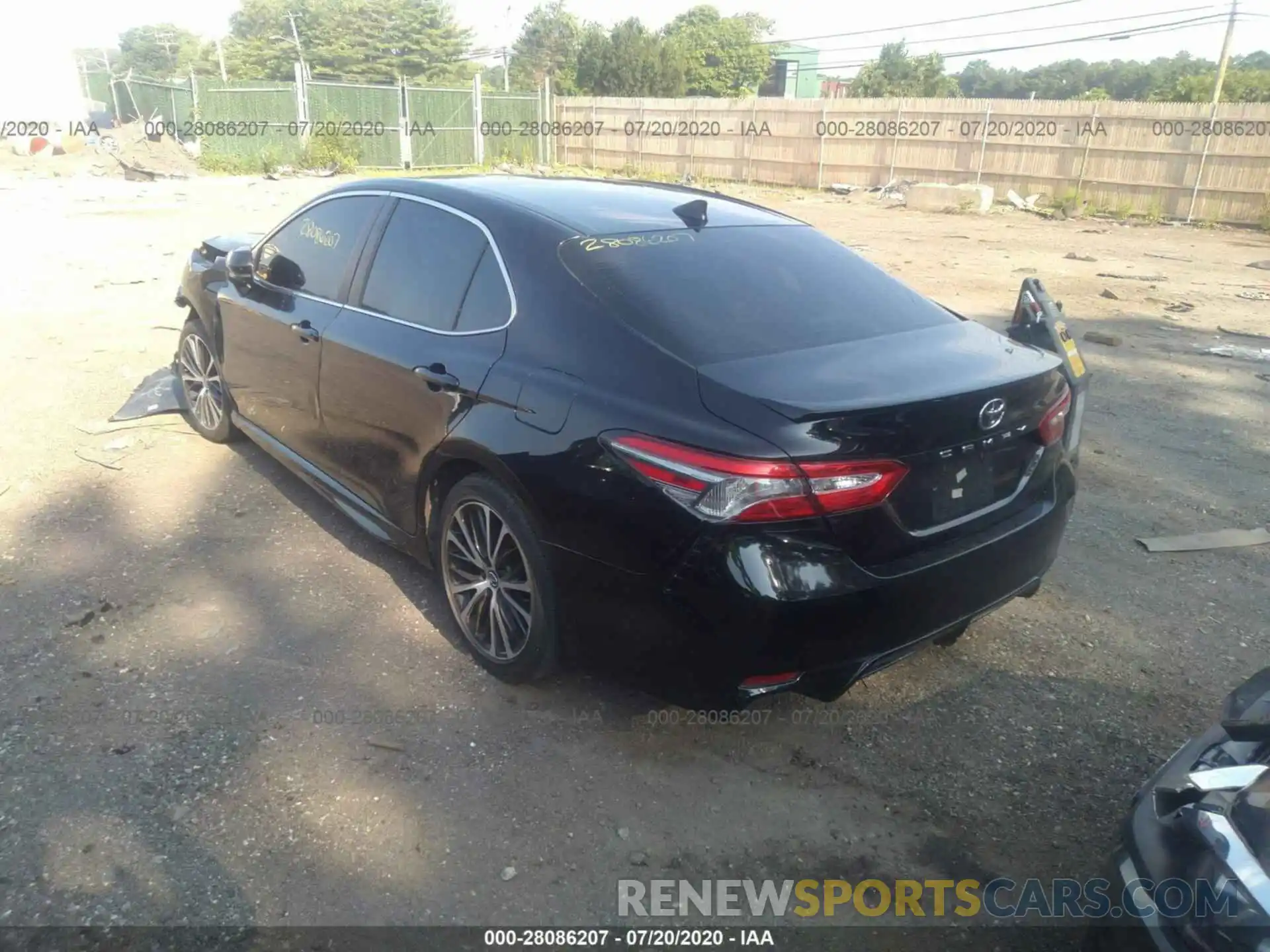 3 Photograph of a damaged car 4T1B11HK6KU777890 TOYOTA CAMRY 2019