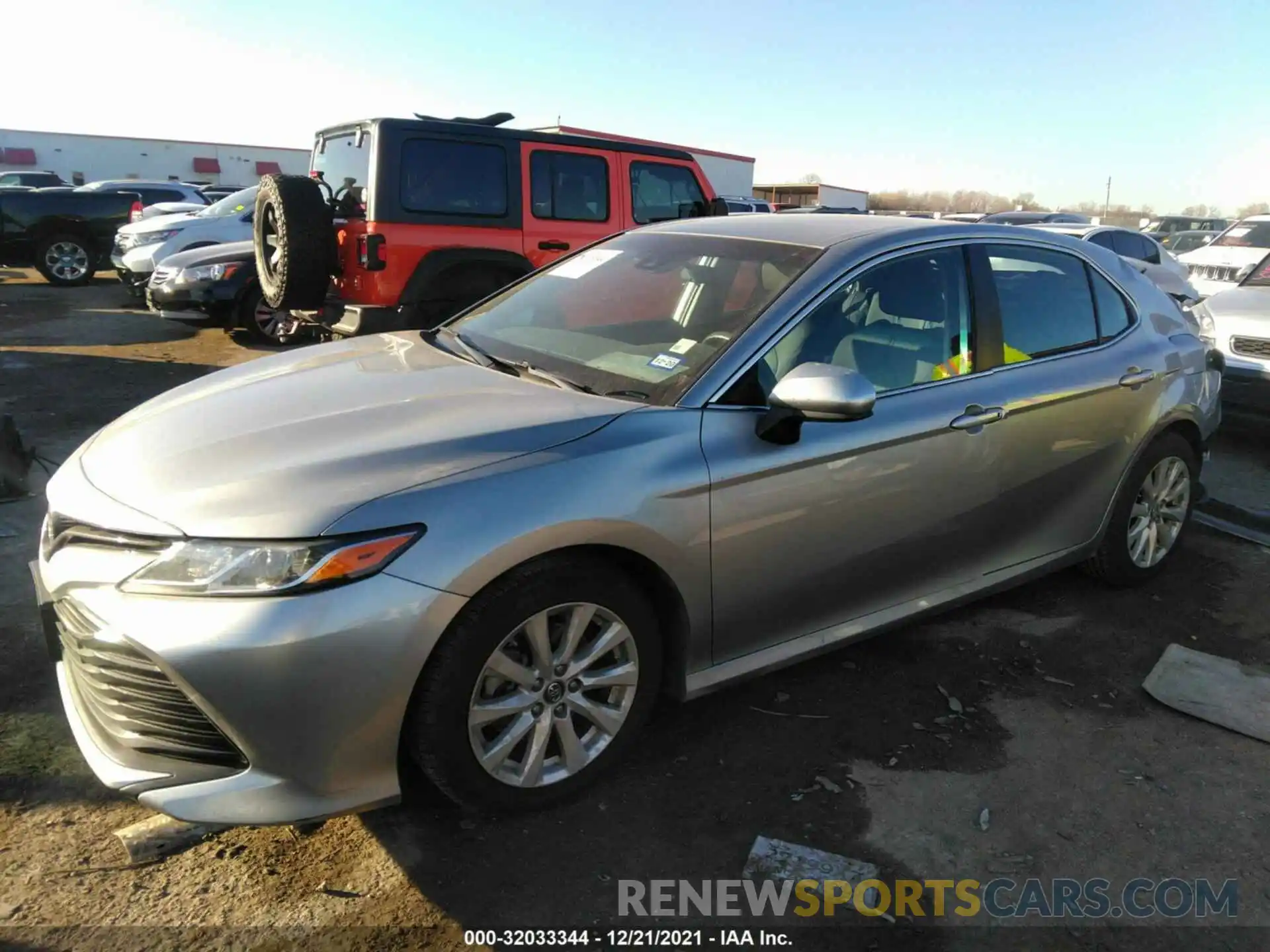 2 Фотография поврежденного автомобиля 4T1B11HK6KU778389 TOYOTA CAMRY 2019