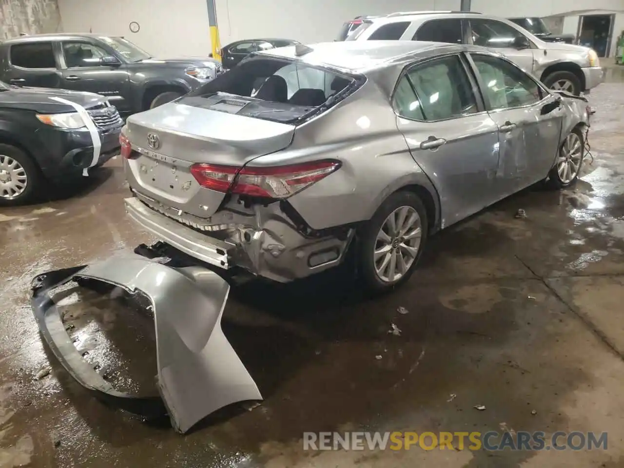 4 Photograph of a damaged car 4T1B11HK6KU778618 TOYOTA CAMRY 2019