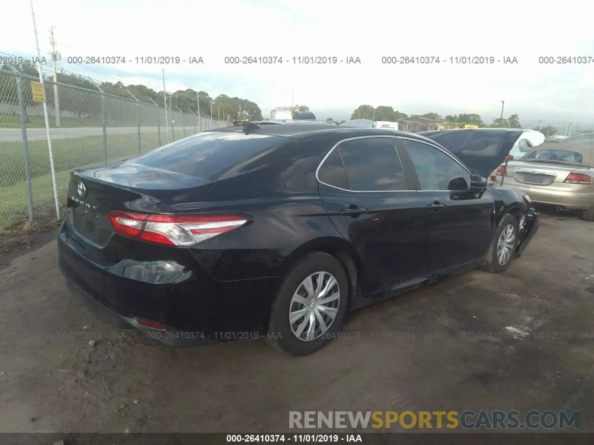 4 Фотография поврежденного автомобиля 4T1B11HK6KU779557 TOYOTA CAMRY 2019