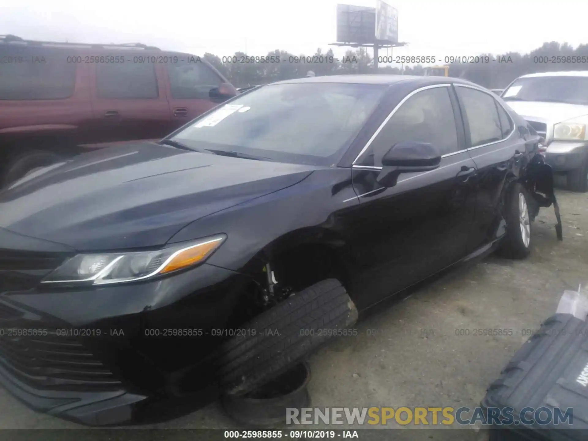 2 Photograph of a damaged car 4T1B11HK6KU780854 TOYOTA CAMRY 2019