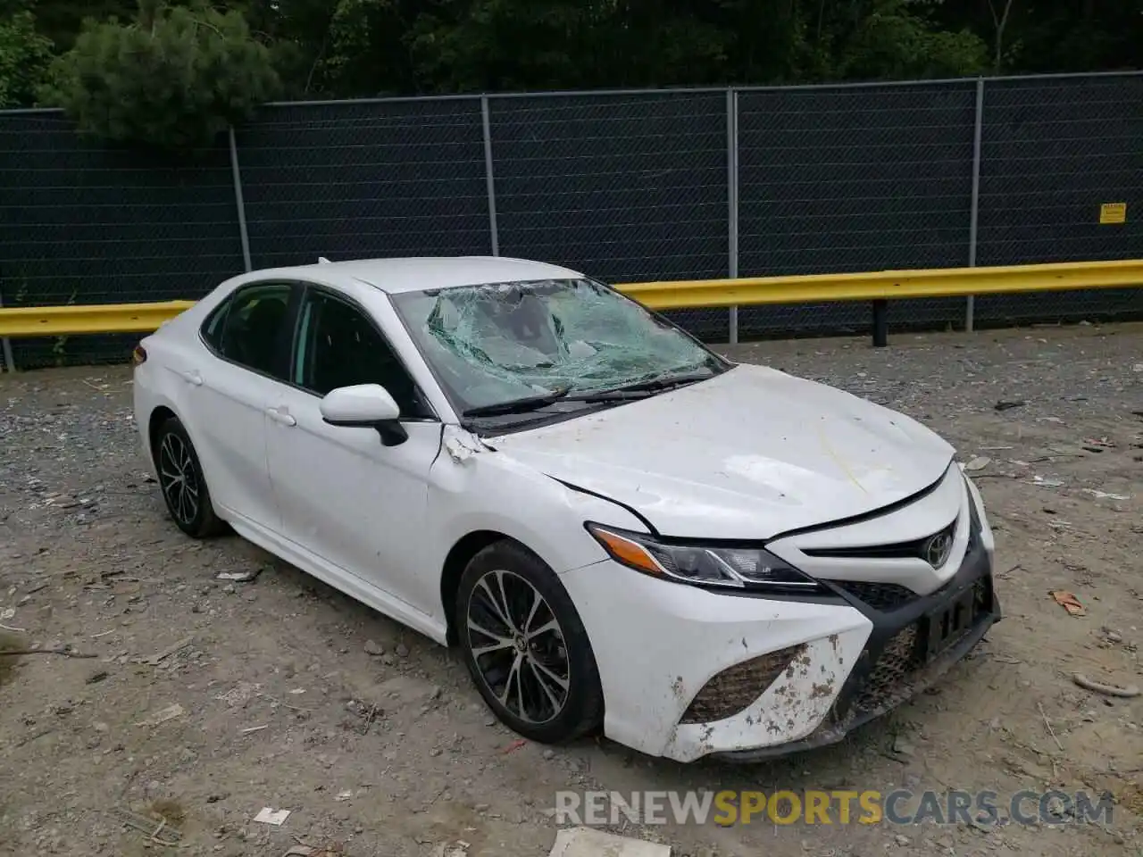 1 Photograph of a damaged car 4T1B11HK6KU782393 TOYOTA CAMRY 2019