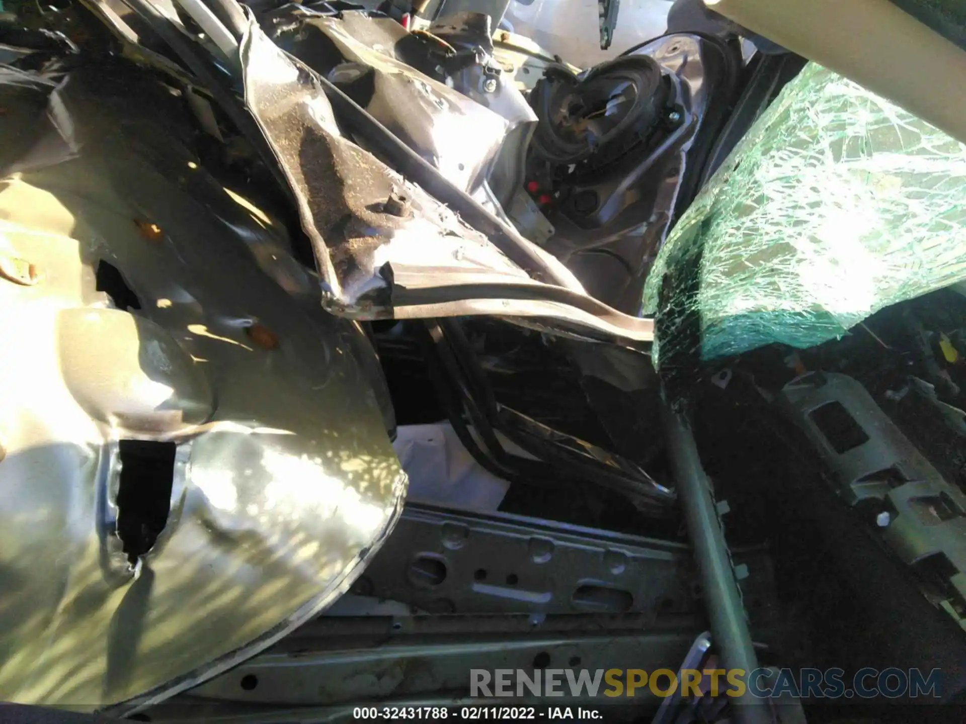 5 Photograph of a damaged car 4T1B11HK6KU784659 TOYOTA CAMRY 2019