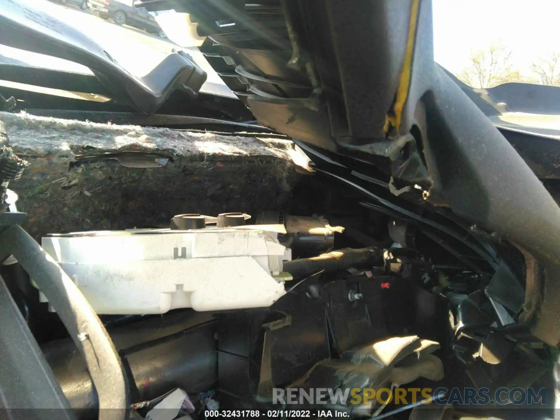 7 Photograph of a damaged car 4T1B11HK6KU784659 TOYOTA CAMRY 2019