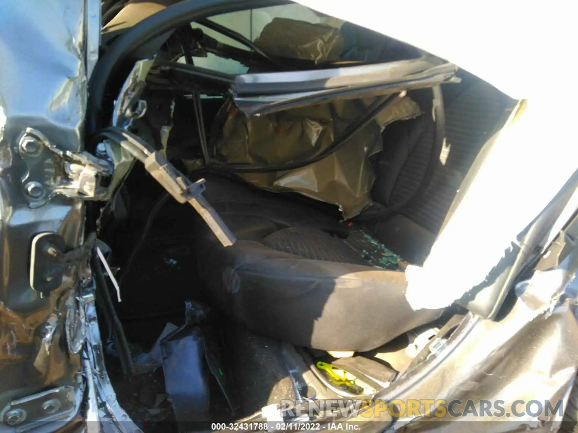 8 Photograph of a damaged car 4T1B11HK6KU784659 TOYOTA CAMRY 2019