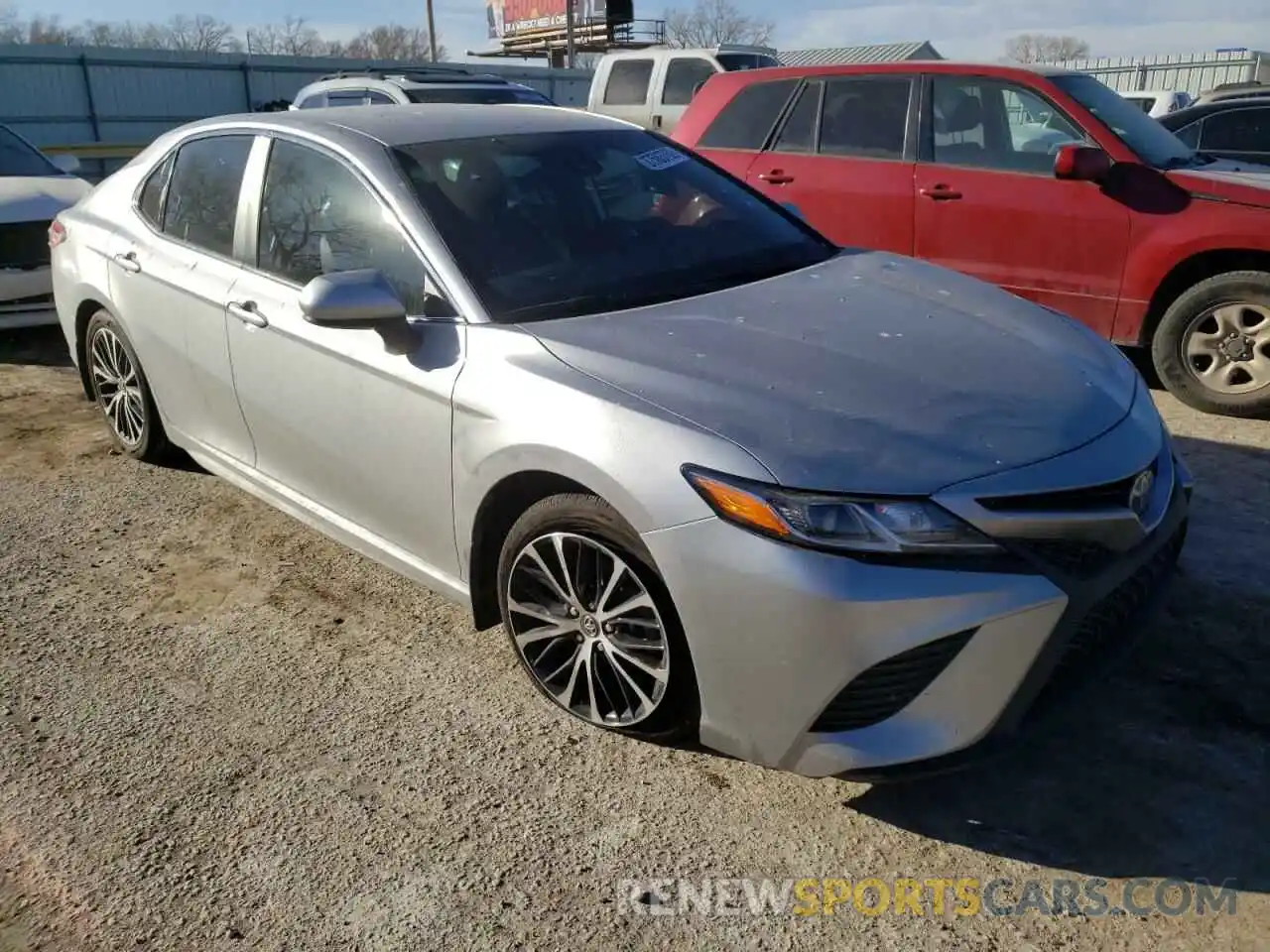 1 Photograph of a damaged car 4T1B11HK6KU784662 TOYOTA CAMRY 2019