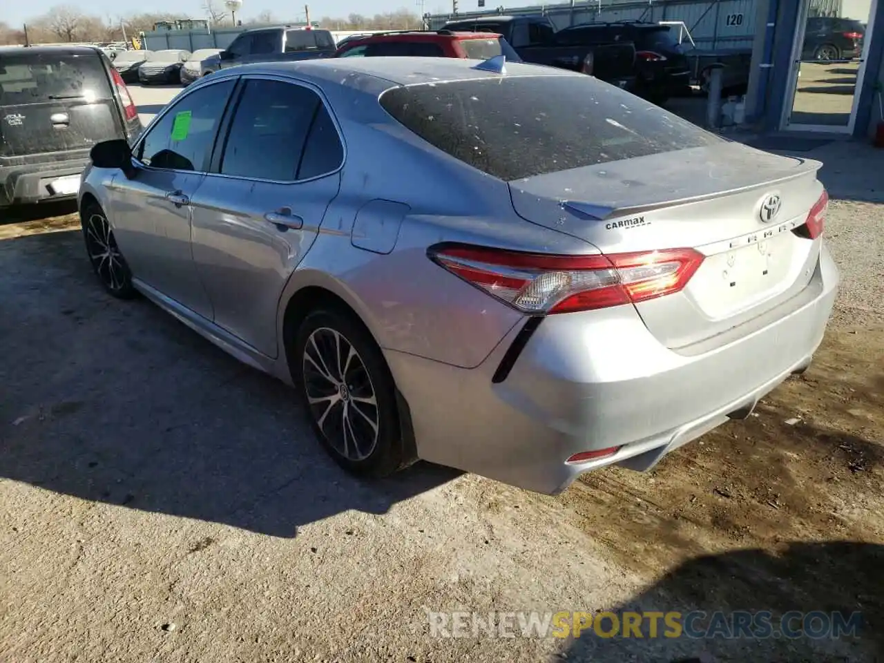 3 Photograph of a damaged car 4T1B11HK6KU784662 TOYOTA CAMRY 2019