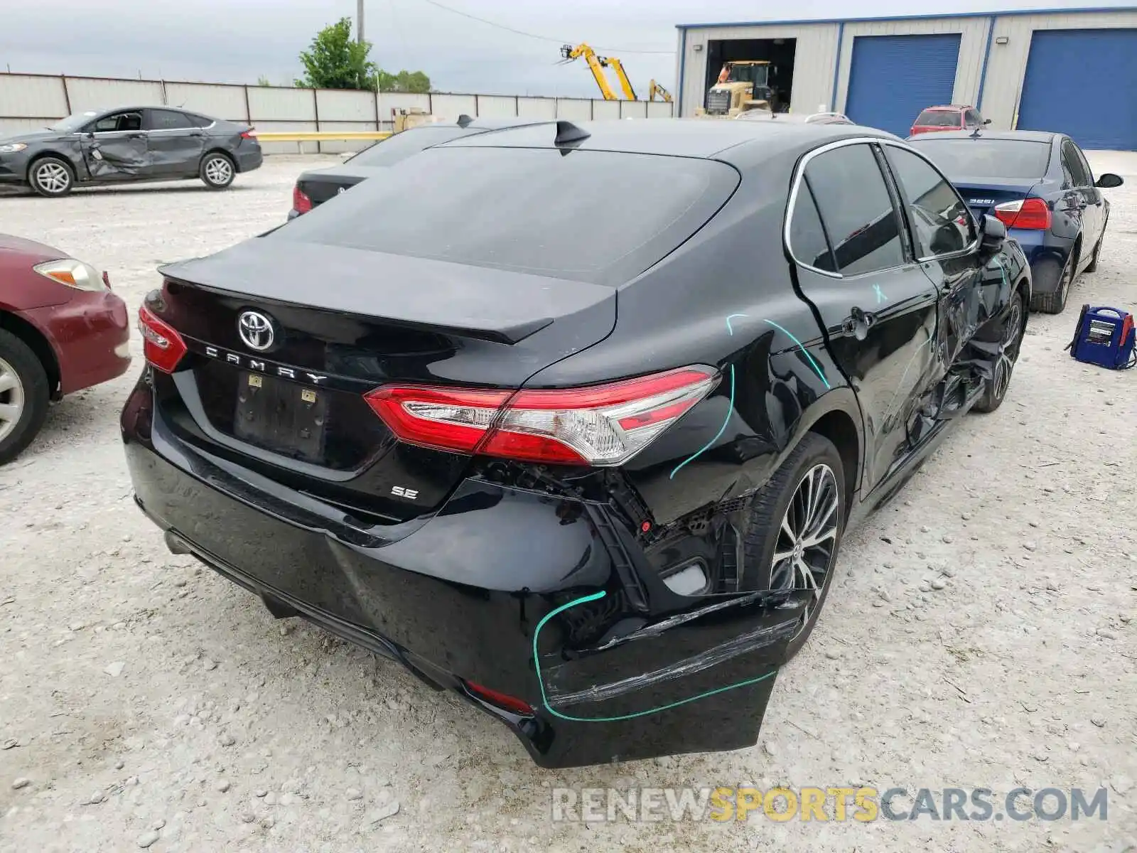 4 Photograph of a damaged car 4T1B11HK6KU785004 TOYOTA CAMRY 2019