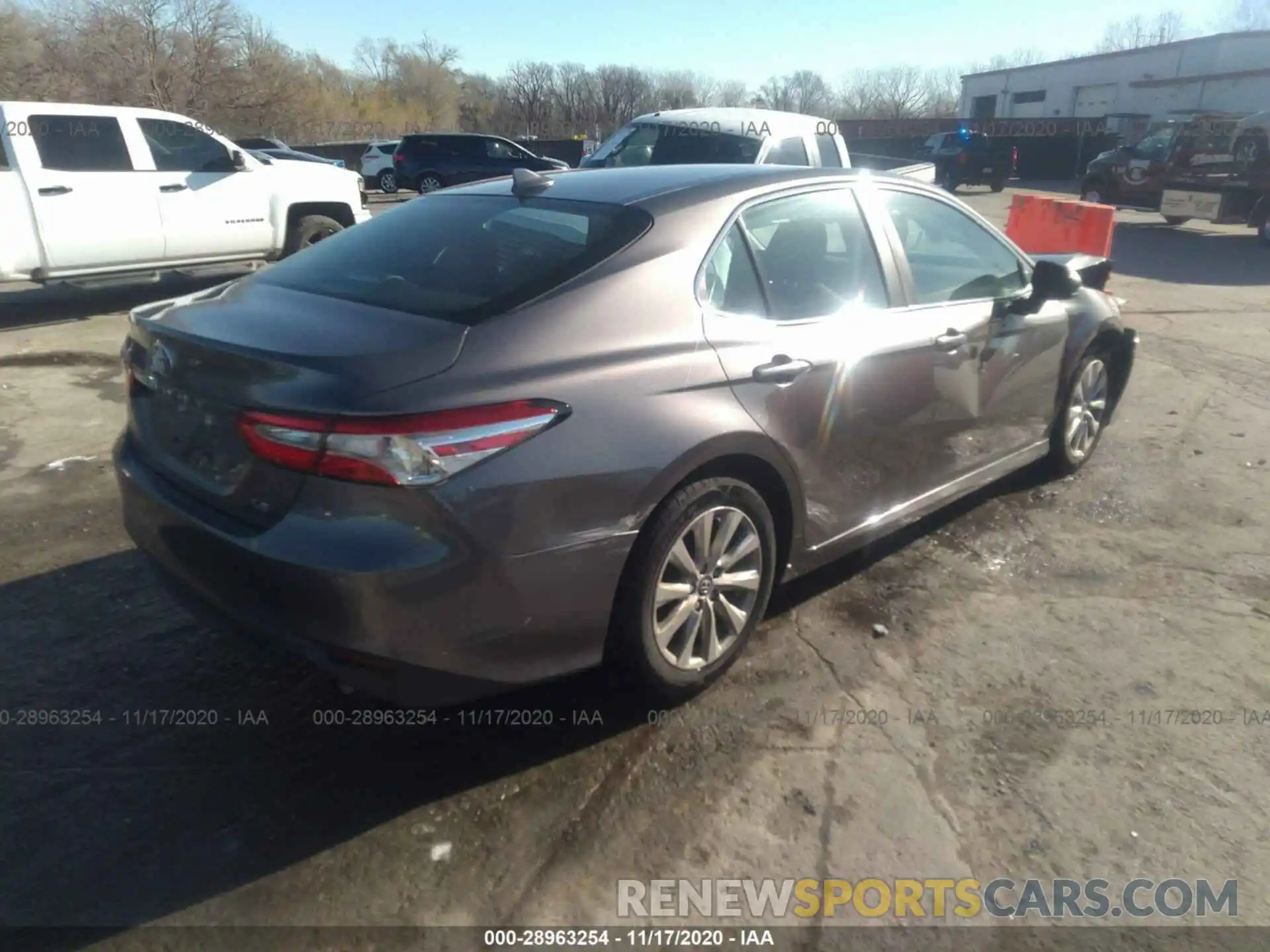 4 Photograph of a damaged car 4T1B11HK6KU786072 TOYOTA CAMRY 2019