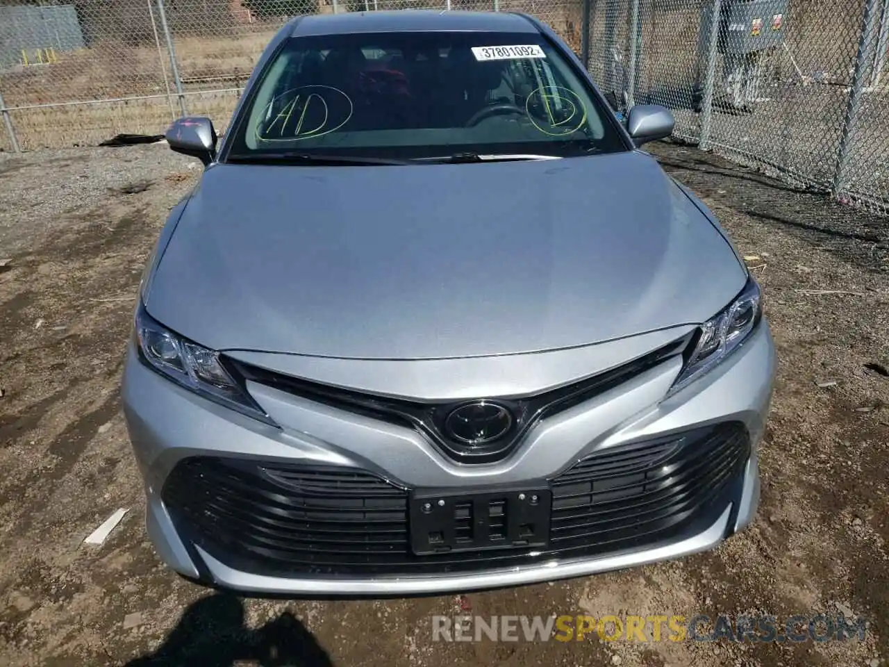 9 Photograph of a damaged car 4T1B11HK6KU788792 TOYOTA CAMRY 2019