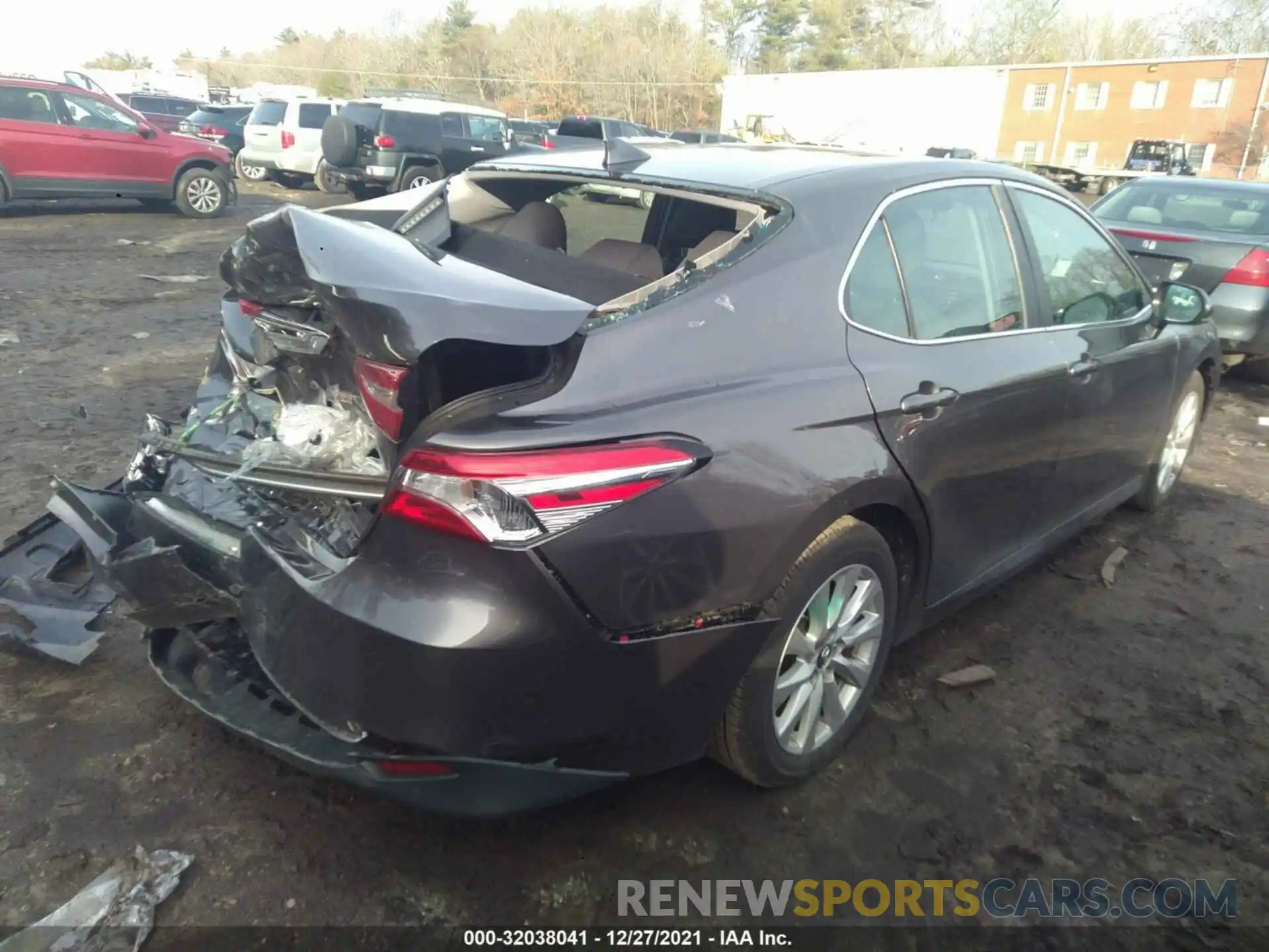 4 Photograph of a damaged car 4T1B11HK6KU788923 TOYOTA CAMRY 2019