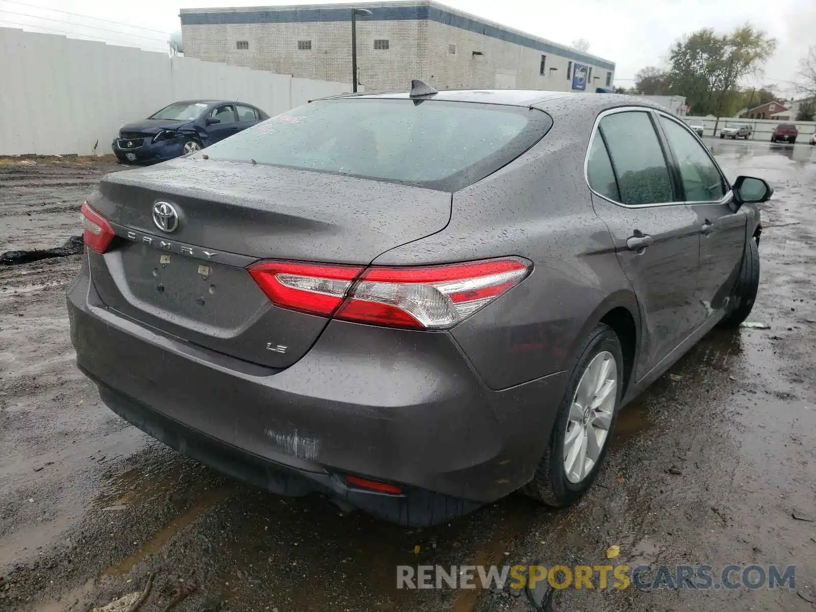 4 Photograph of a damaged car 4T1B11HK6KU790848 TOYOTA CAMRY 2019