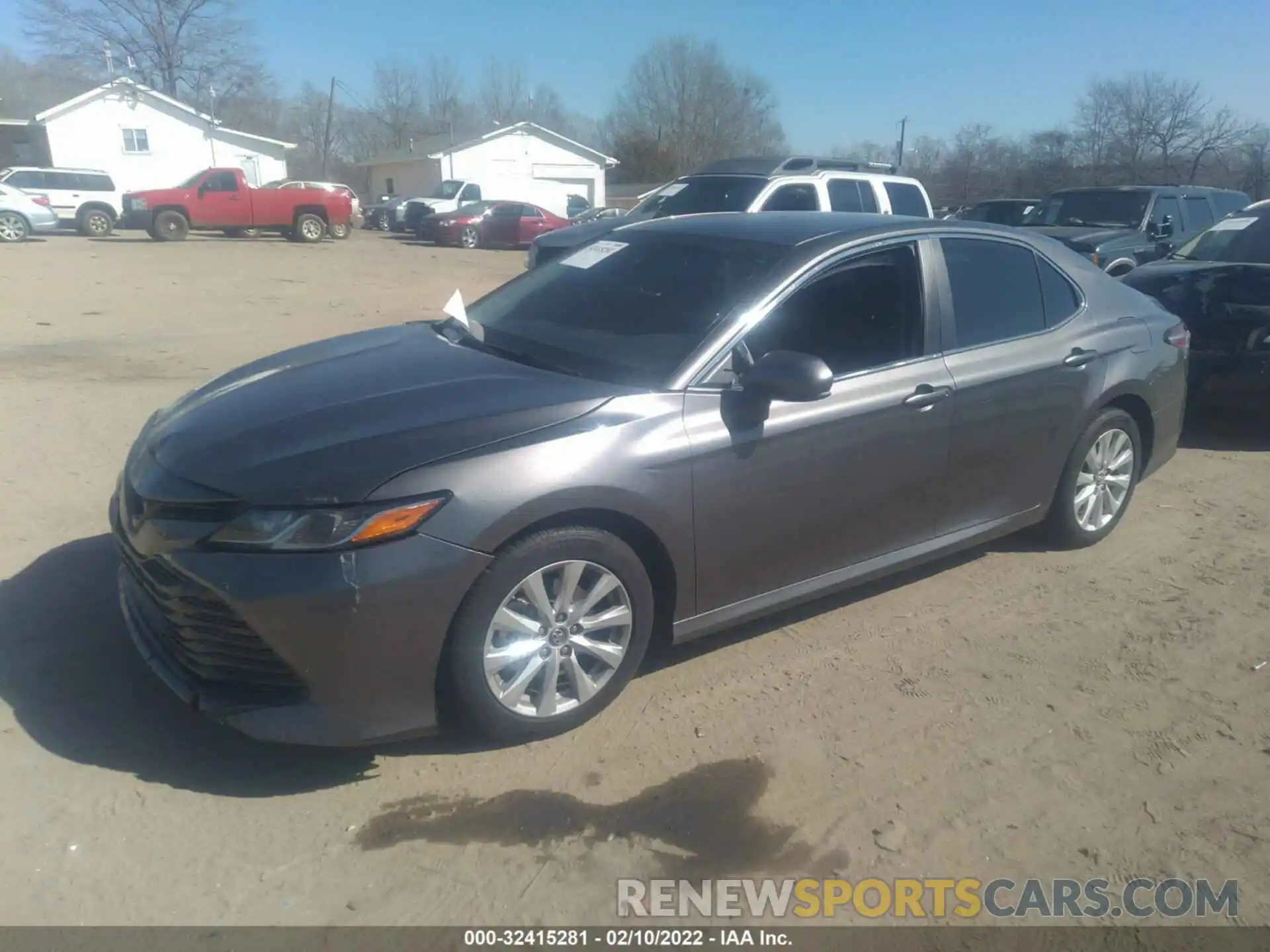 2 Photograph of a damaged car 4T1B11HK6KU791806 TOYOTA CAMRY 2019