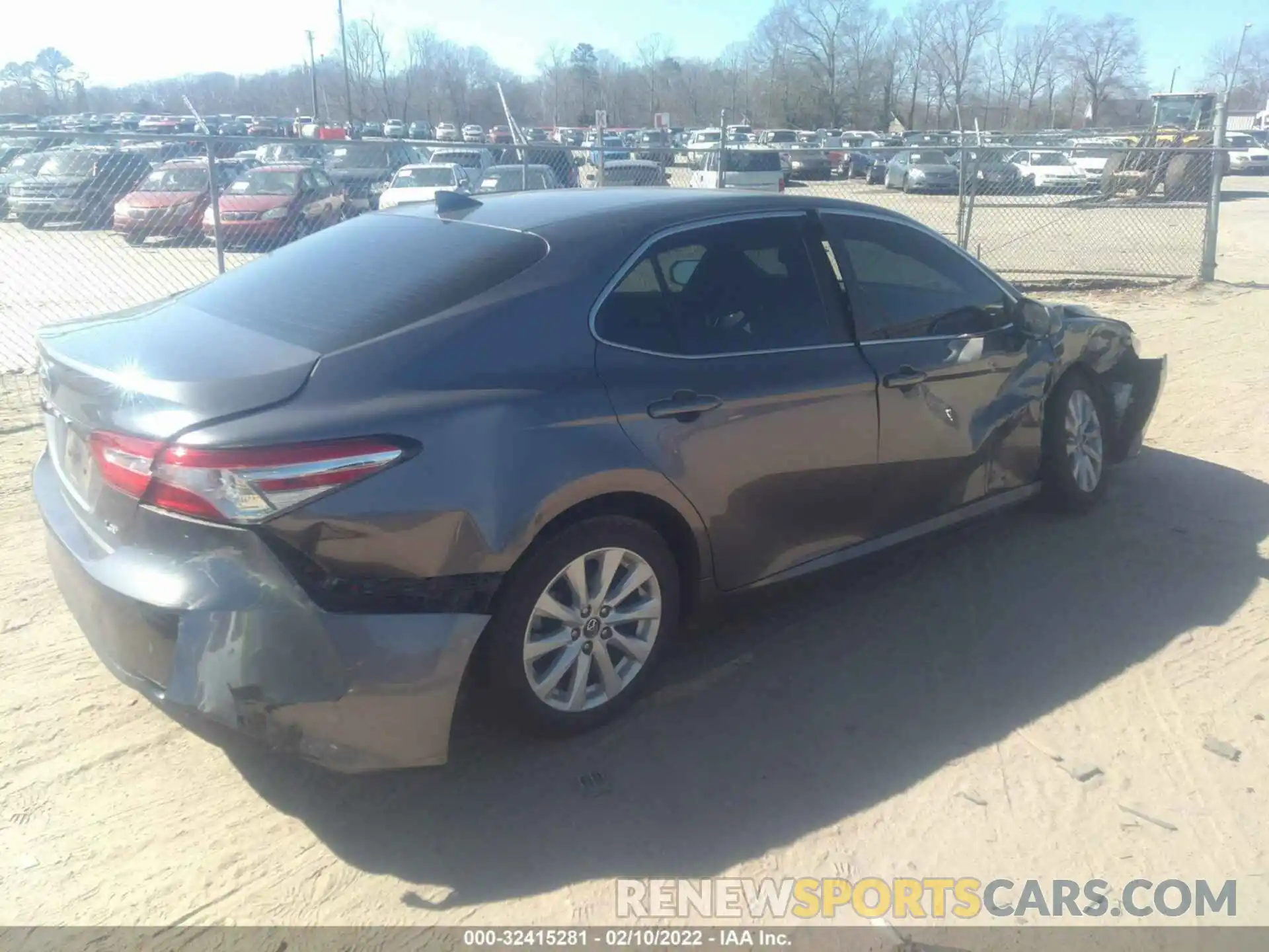 4 Photograph of a damaged car 4T1B11HK6KU791806 TOYOTA CAMRY 2019