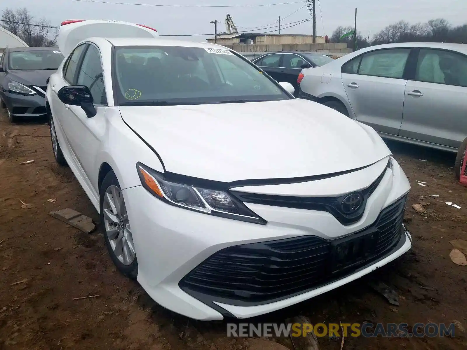 1 Photograph of a damaged car 4T1B11HK6KU792373 TOYOTA CAMRY 2019