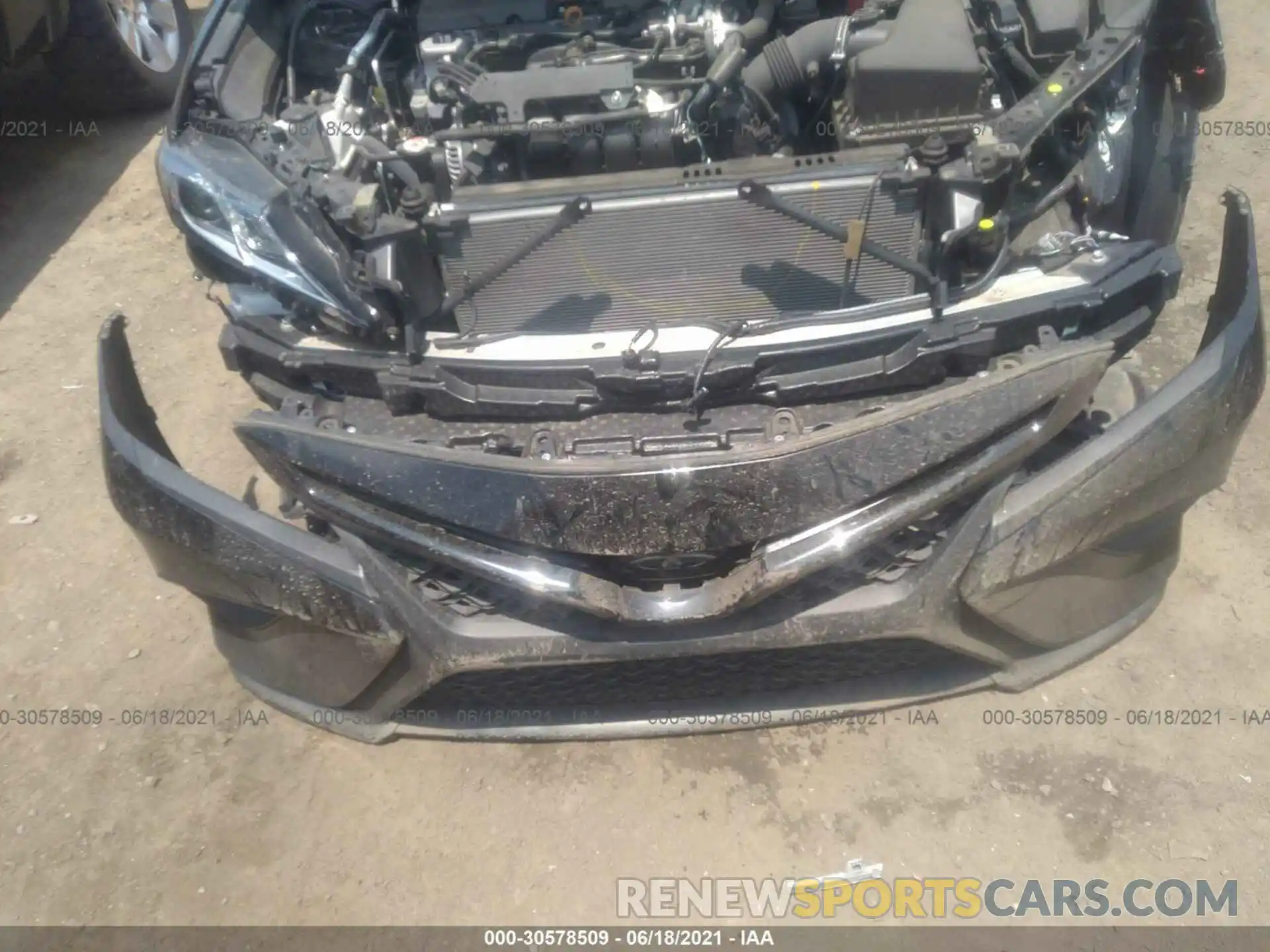 12 Photograph of a damaged car 4T1B11HK6KU792650 TOYOTA CAMRY 2019