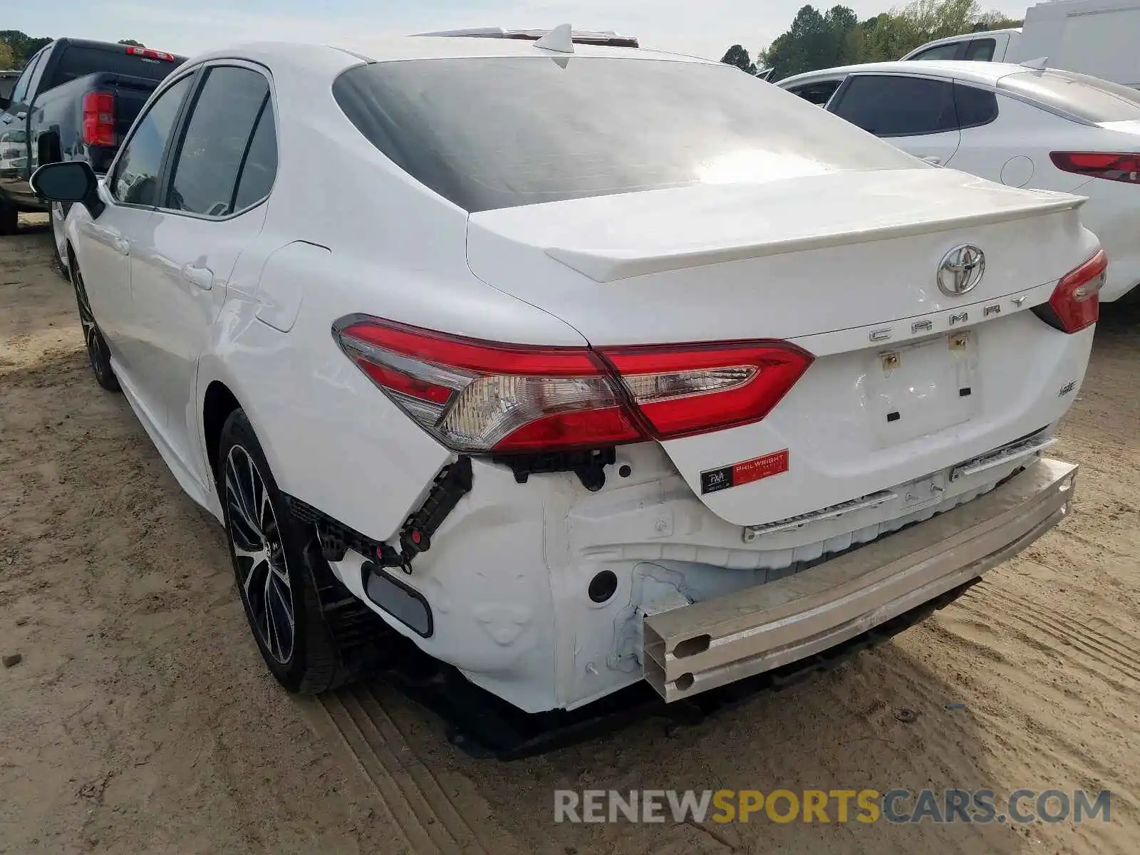 3 Photograph of a damaged car 4T1B11HK6KU793653 TOYOTA CAMRY 2019